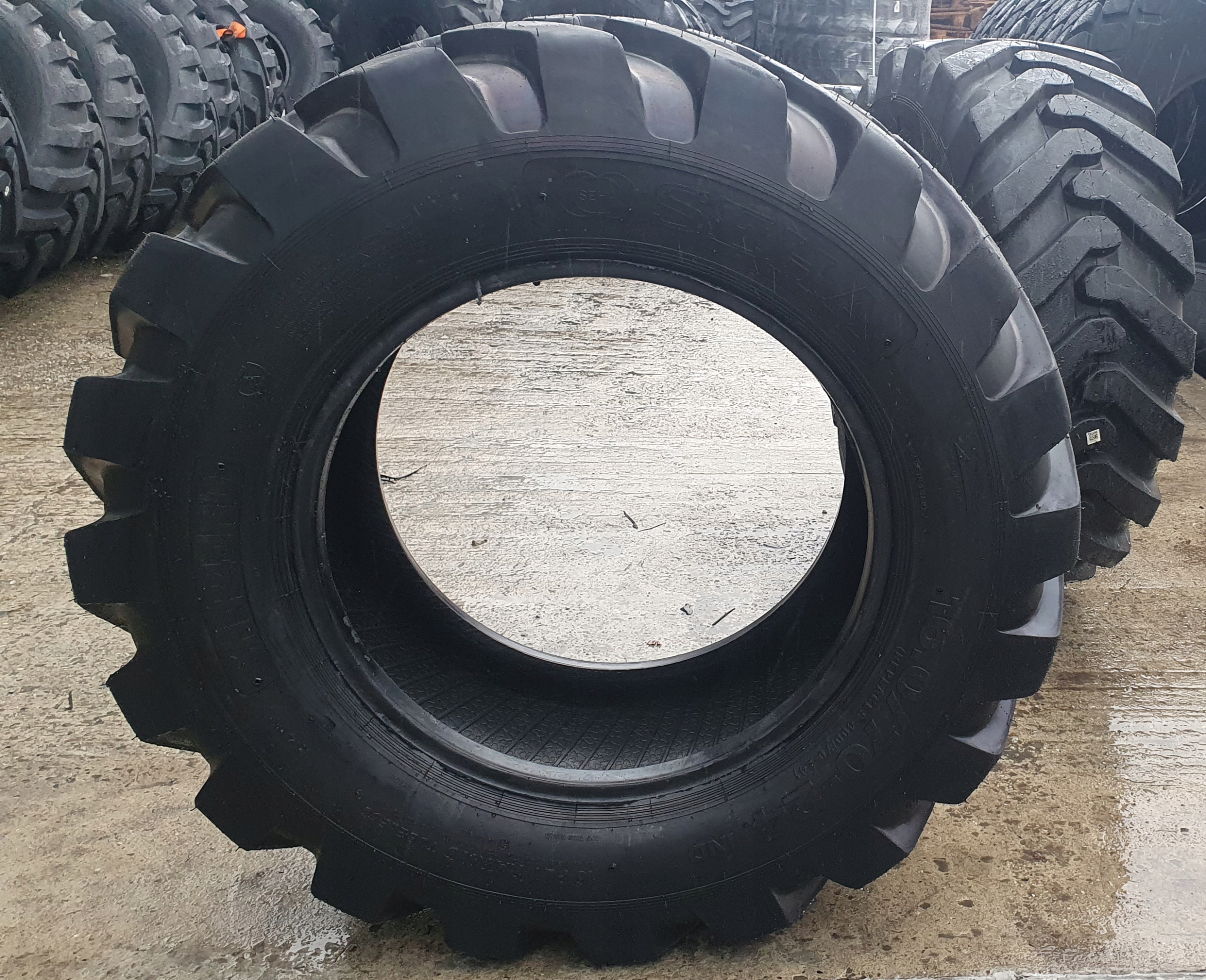 Opony 4 x 16 0 70 24 Ozka Seha SH R4 16PR TL Tire width 16 00