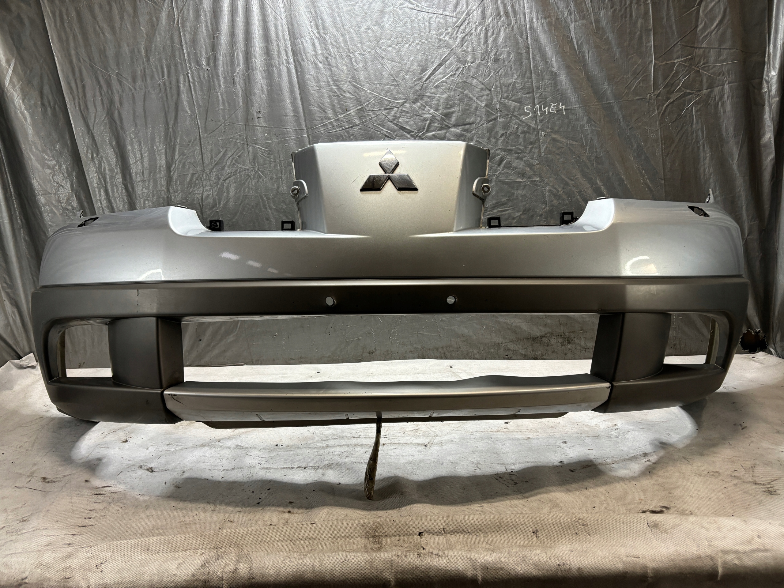 Paraurti anteriore Mitsubishi Outlander e 1 k: A31