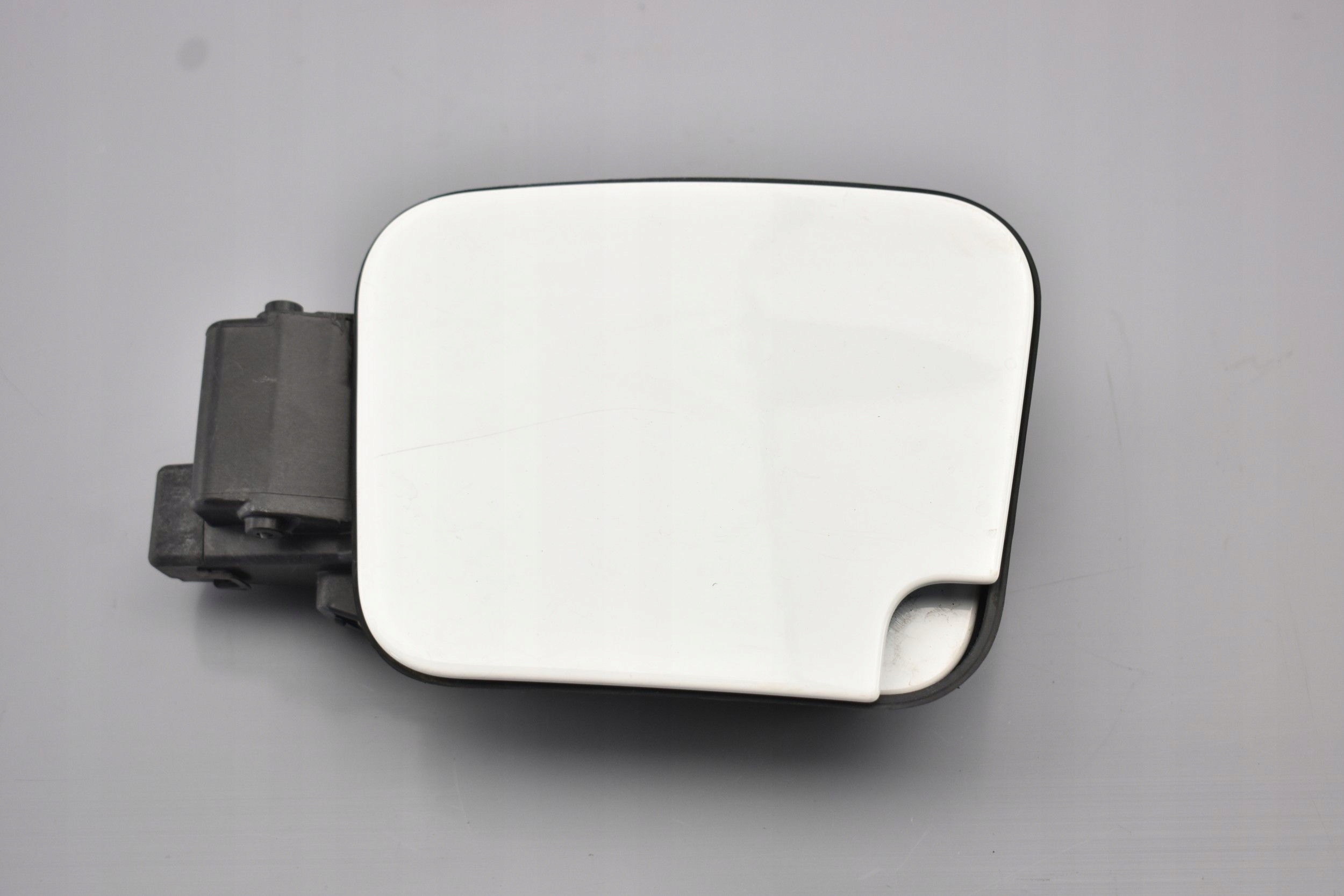 КРЫШКА ТОПЛИВНОГО БАКА 9808725080 VIVARO C PROACE EWP