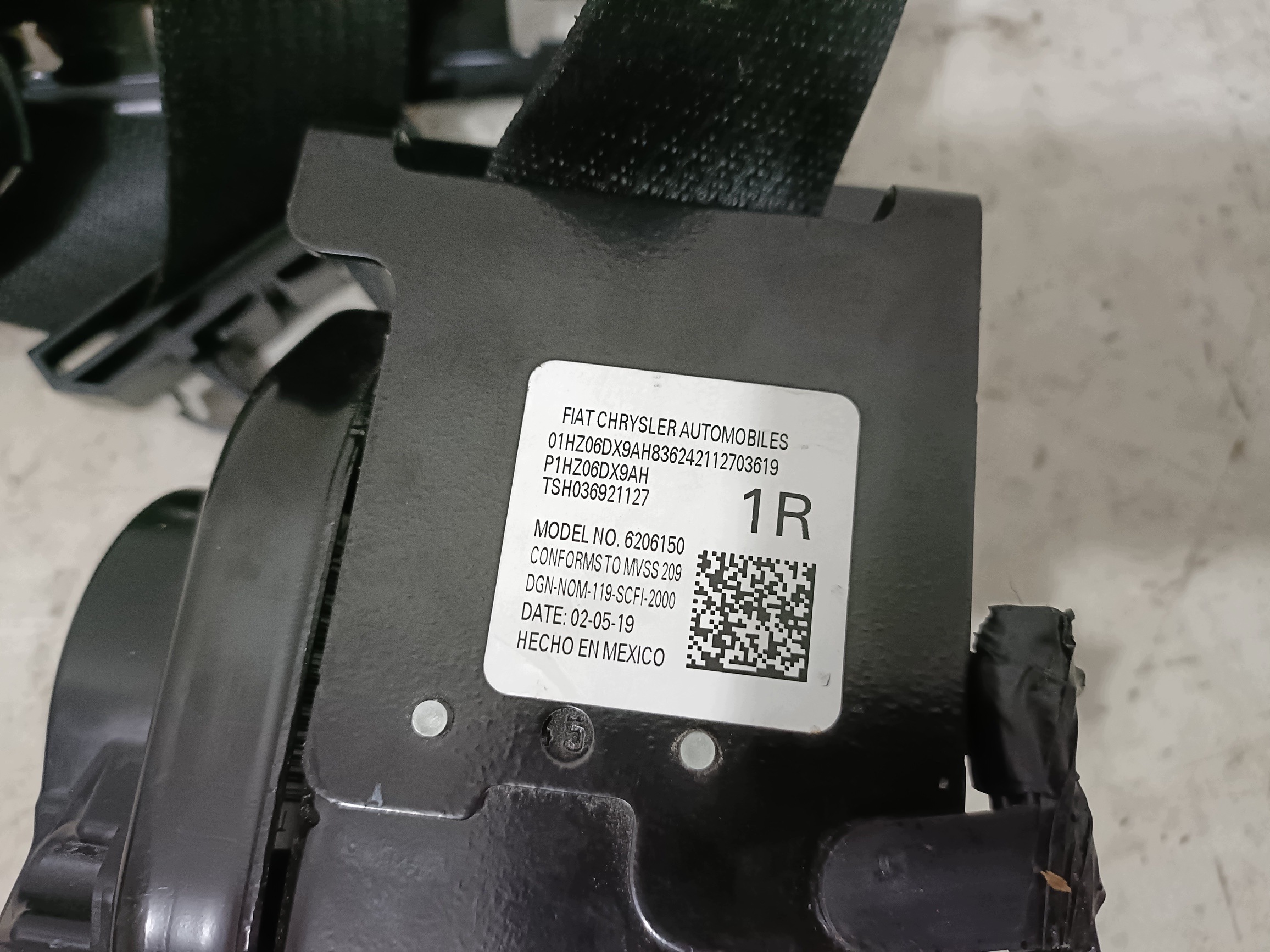 DODGE CHARGER 2019- seat belt right front 1HZ06DX9AH