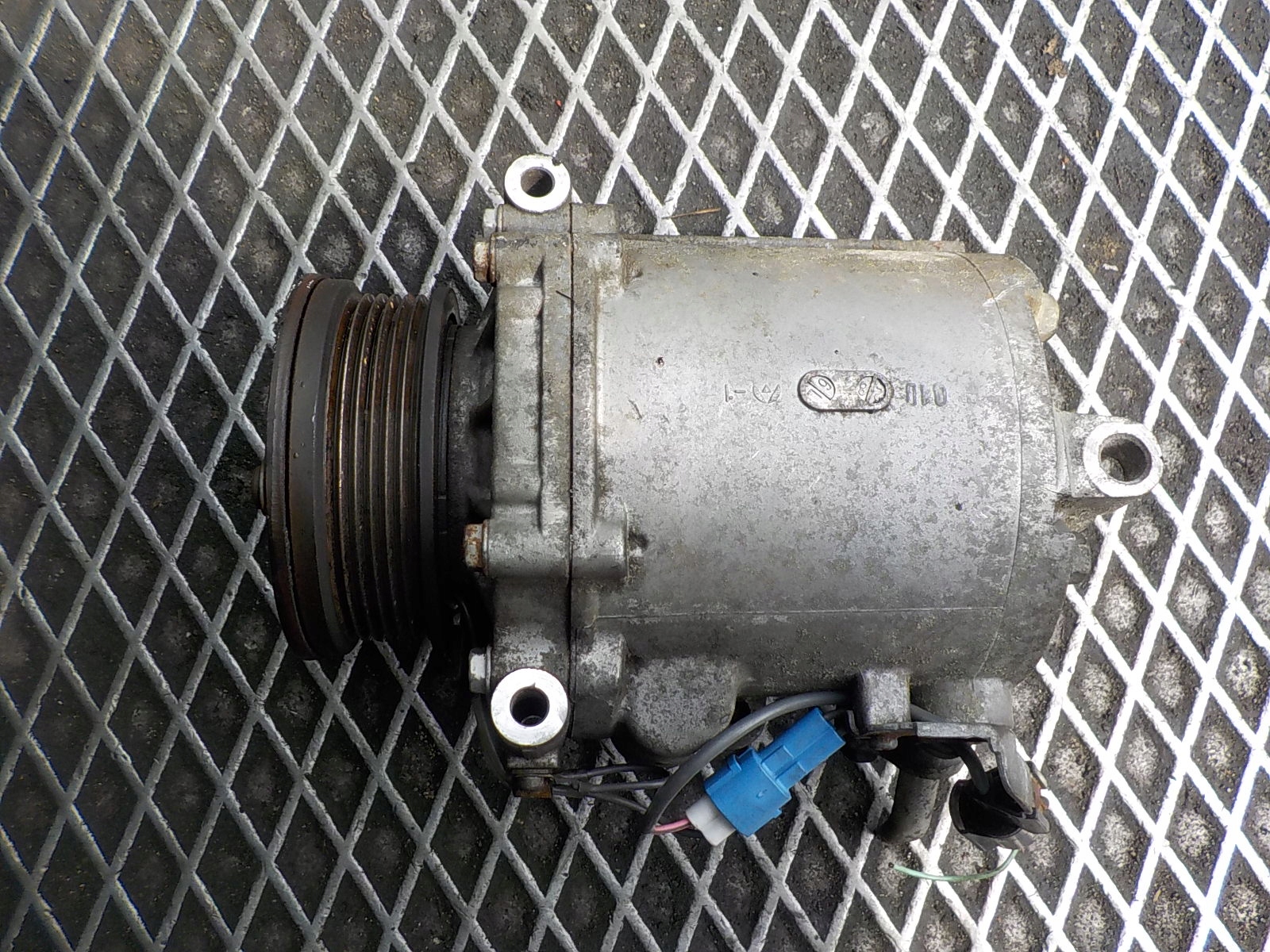 MITSUBISHI LANCER kompresor pumpa klimatizaci 7813A068