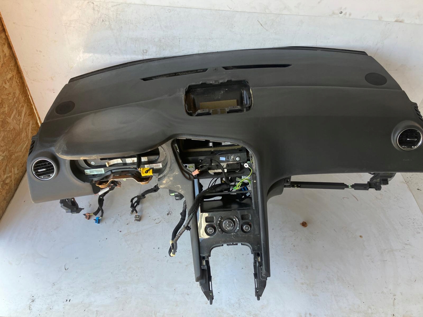 Console Airbag passager PEUGEOT 5008 et NAVI