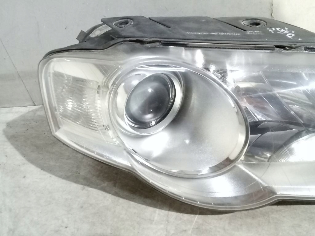 VW Passat B6 light right front front 3C0941006AA