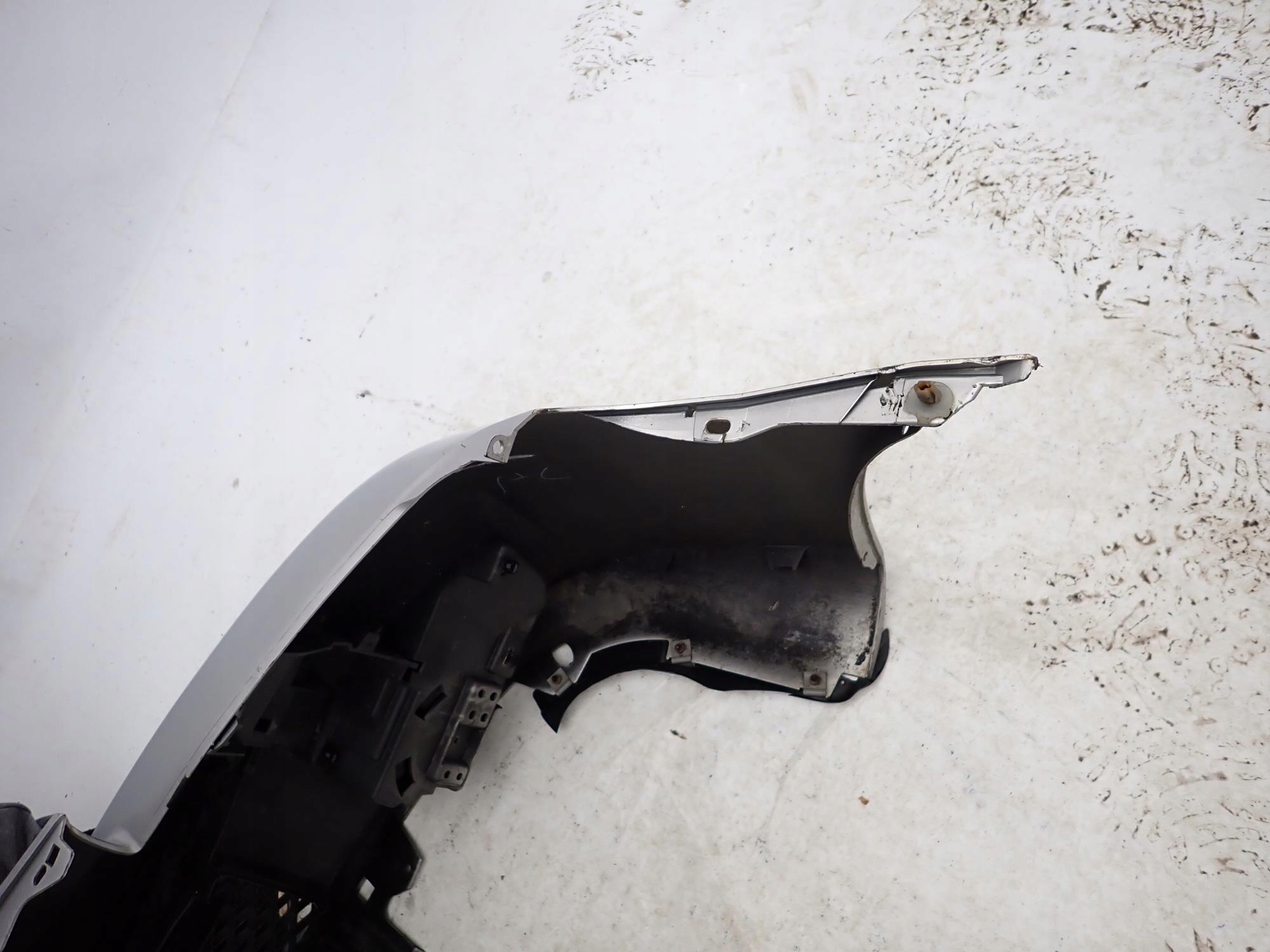MAZDA PREMACY and 1 LIFT 01-05 bumper front front