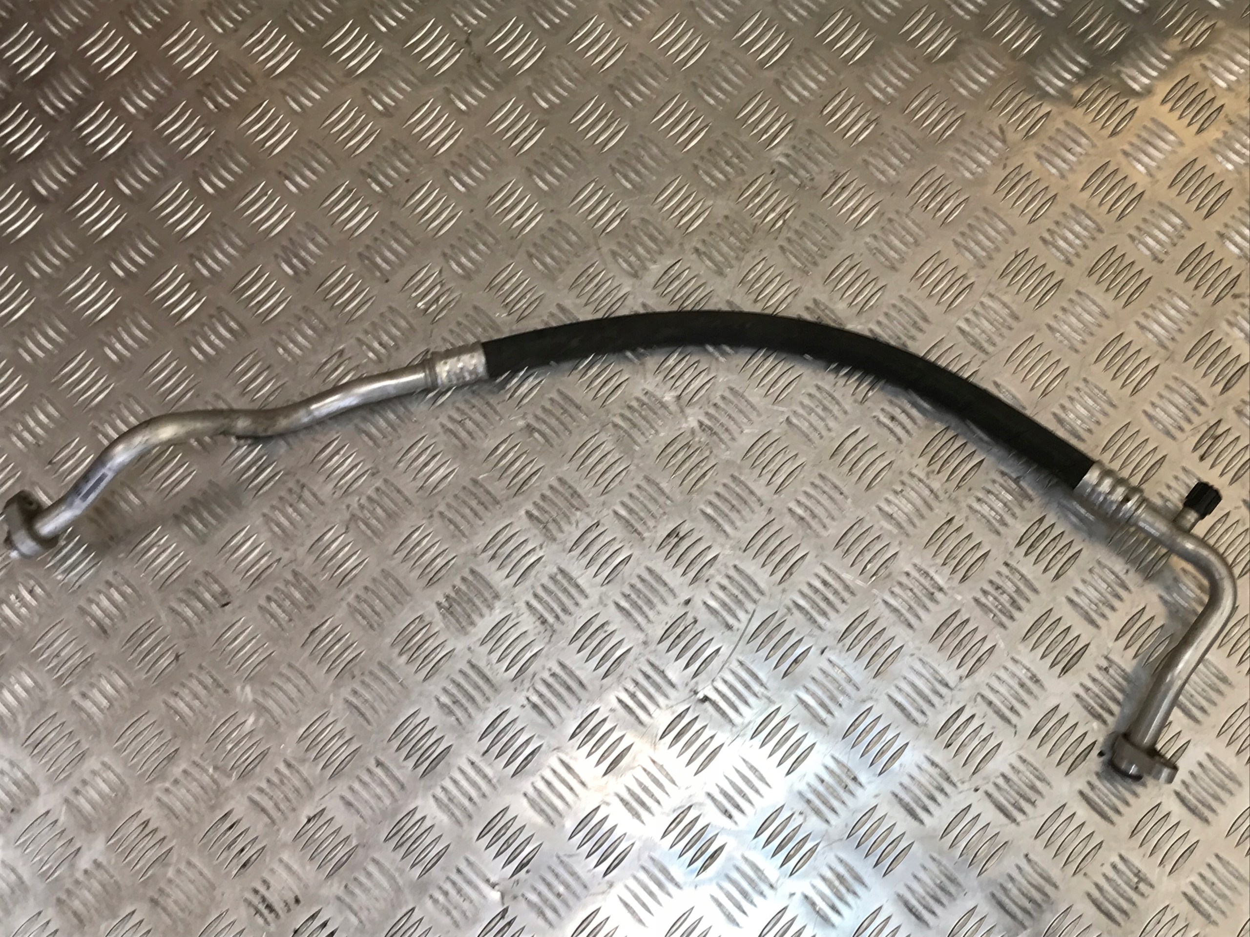 A2468303815 - Кабель кондиціонера Mercedes-Benz OE 2468303815