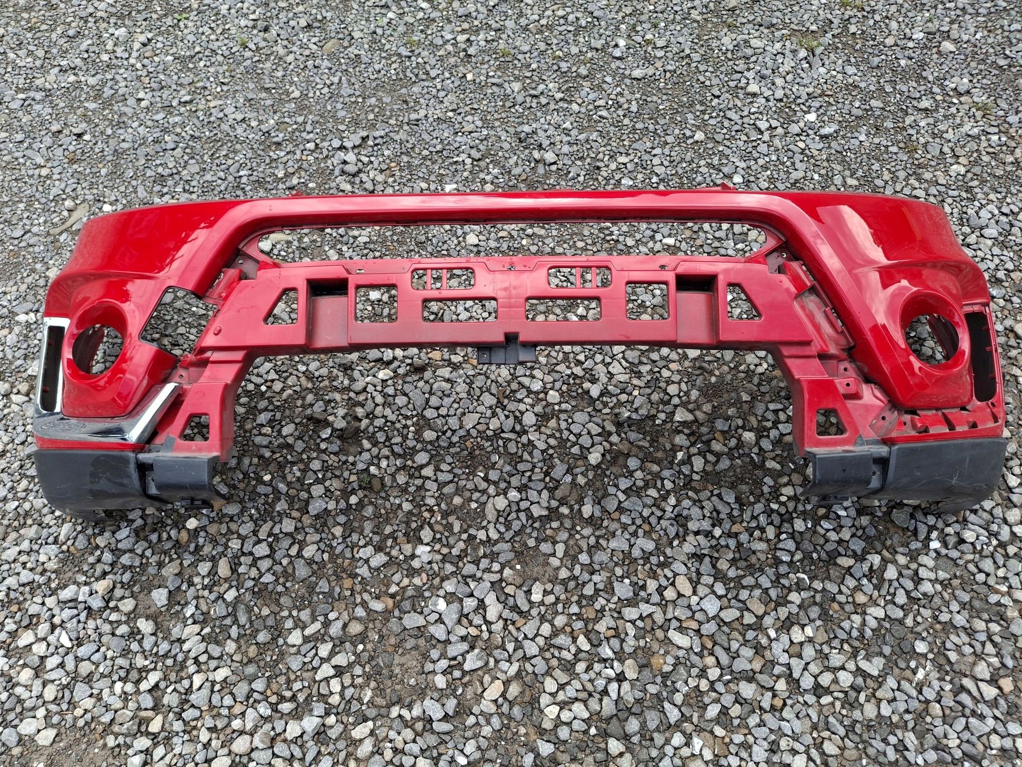 front bumper SUZUKI VITARA III LIFT 2018R->