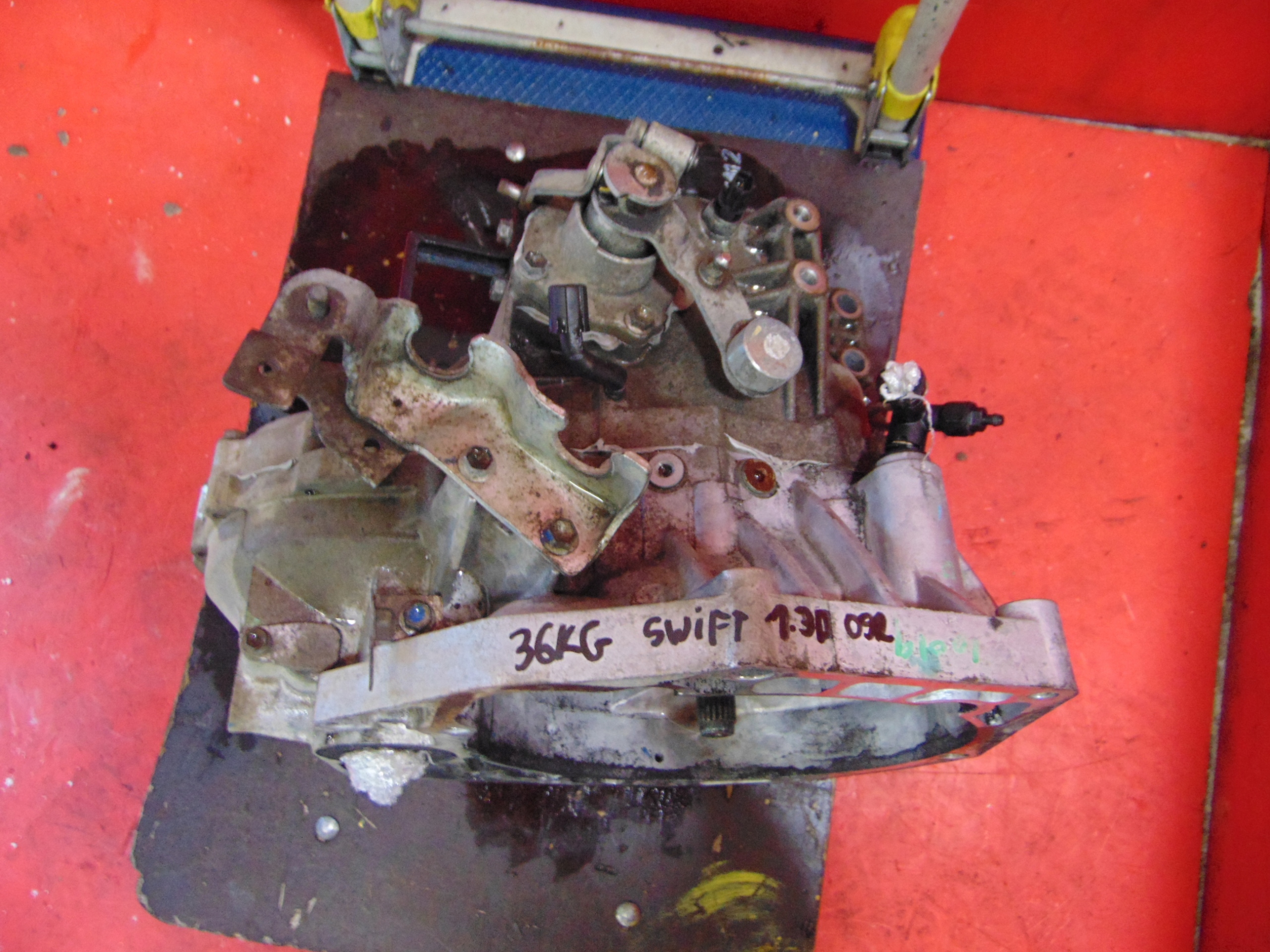 SUZUKI SWIFT III MK6 LIFT 1.3 DDIS Getriebe