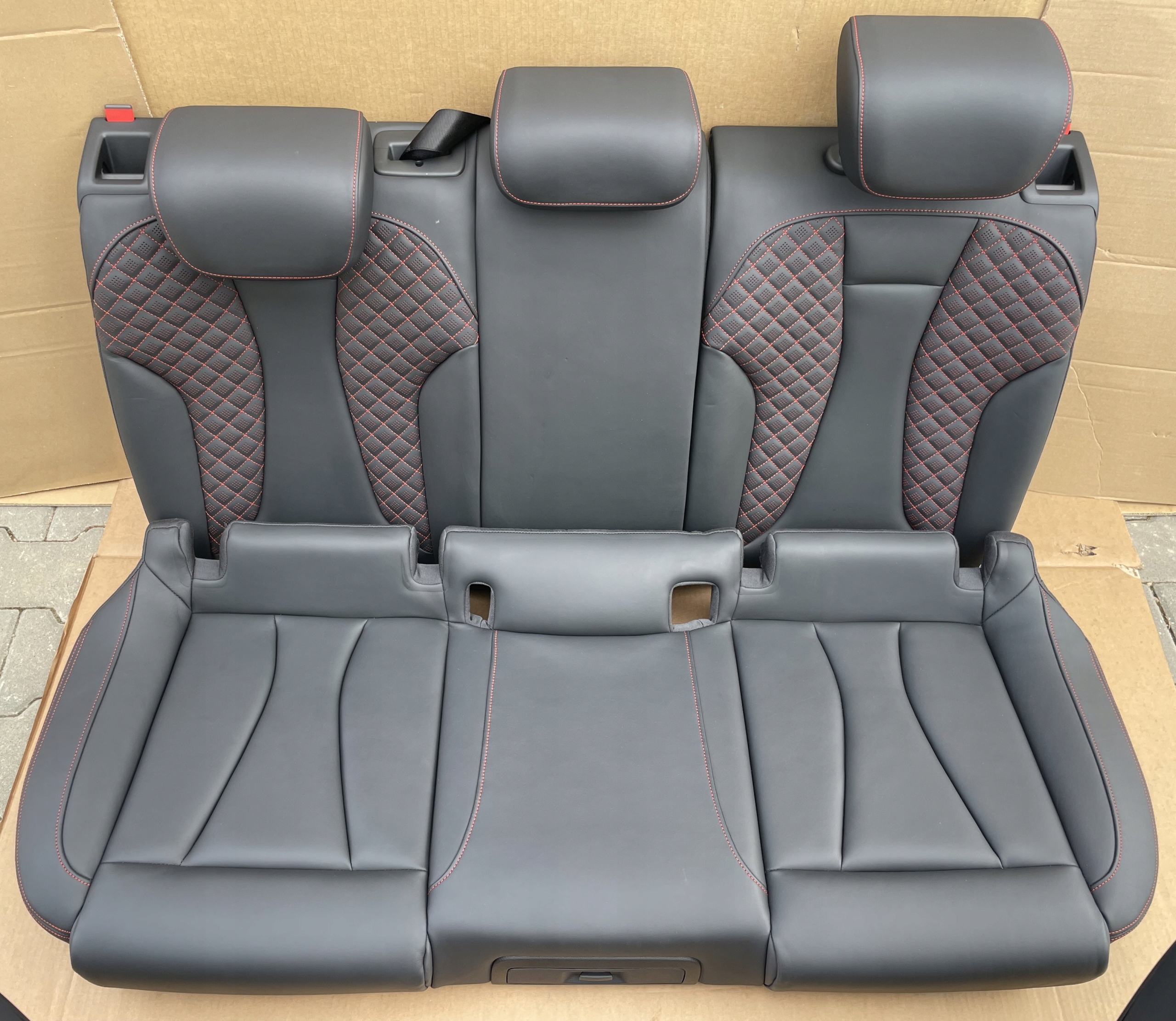 Siège Latérale/côté AUDI RS3 Berline 2012-2019 R IDEAL KOMPLET