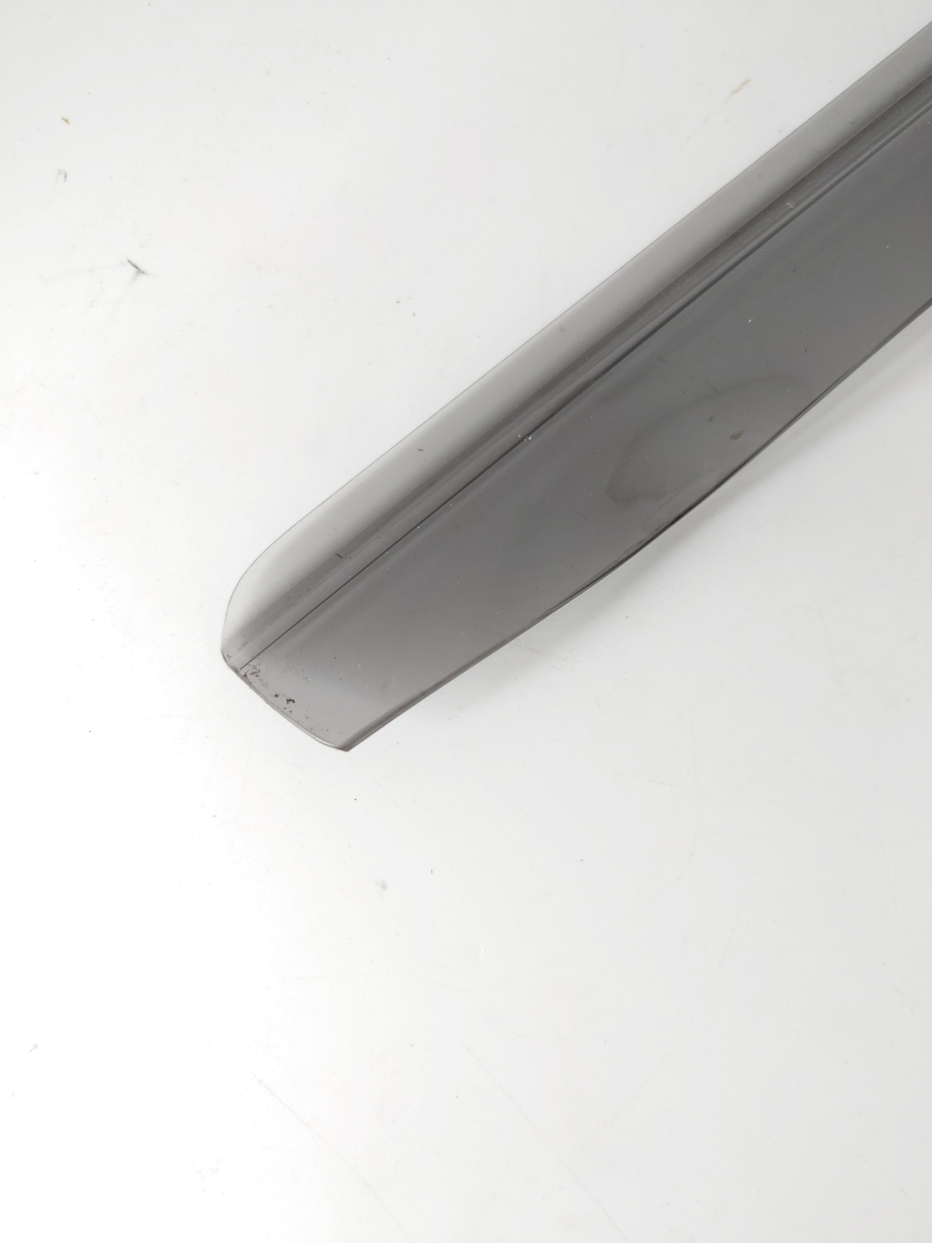 ClimAir CLI4 Wind Deflector Pro VW Caddy 2 drzwi 2004 r. i nowsze Rodzaj owiewki