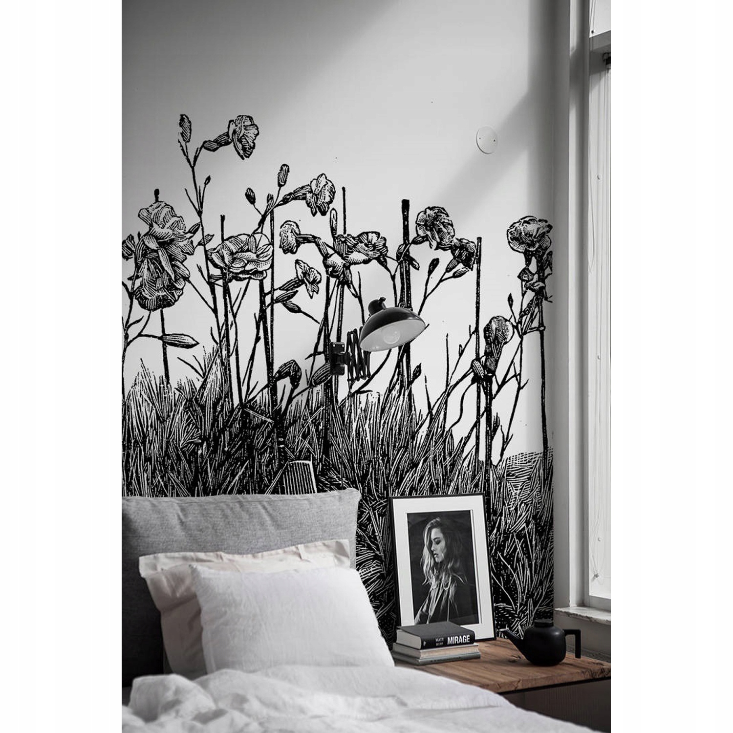 

Tapeta ścienna Czarno-białe kontury łąki 250x104cm