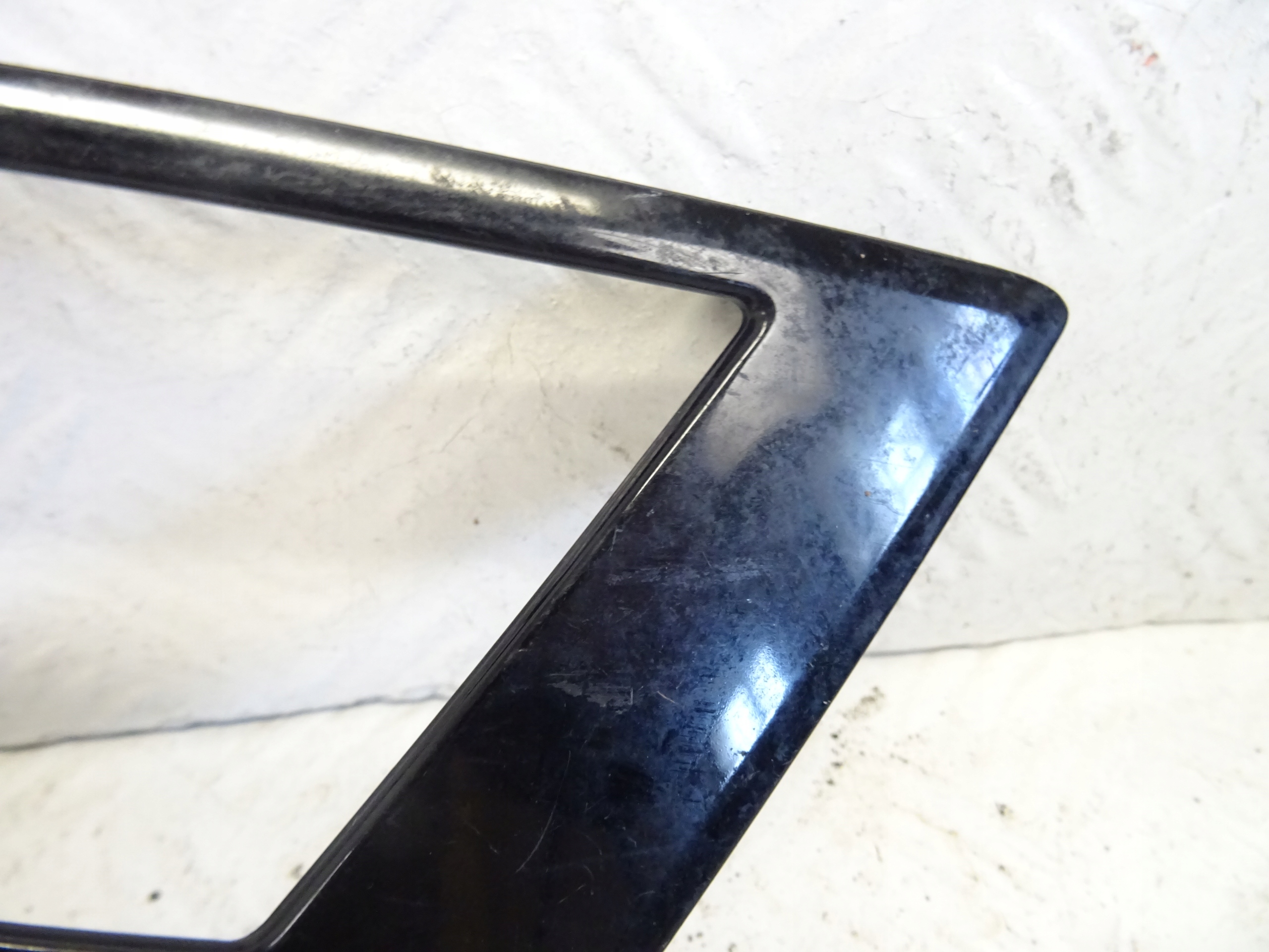 grid of a bumper front front right SEAT ATECA 575853666G