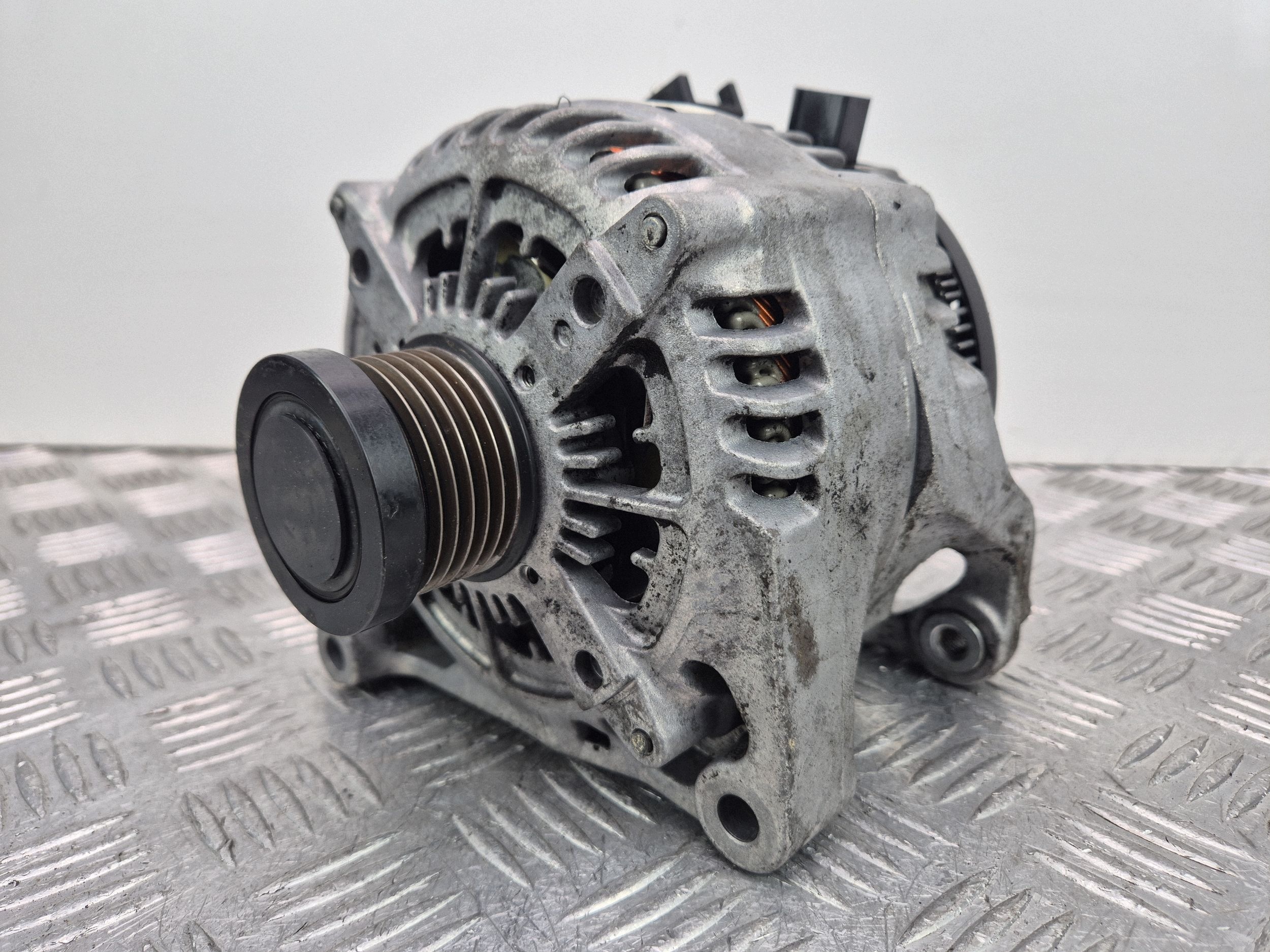 BMW X1 E84 28i alternatore N20B20A 7605478