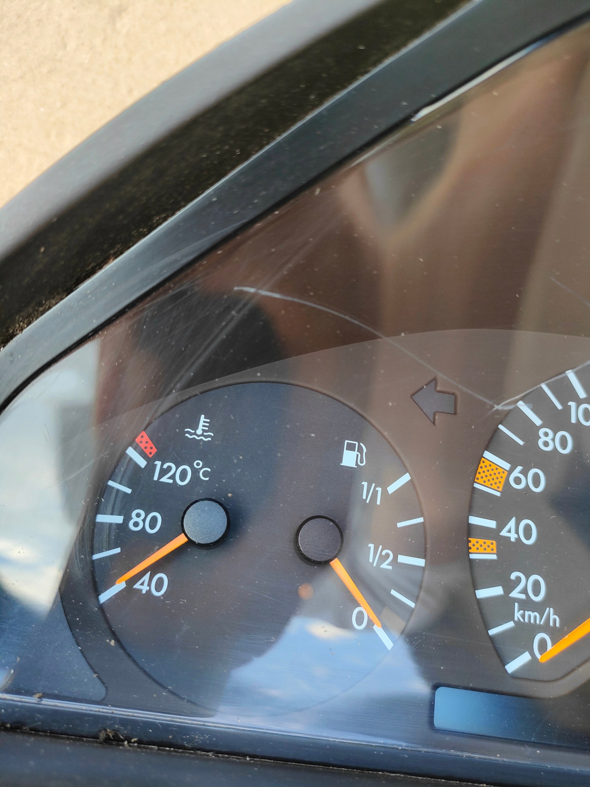MERCEDES E W210 3.0TD dials 2105409647