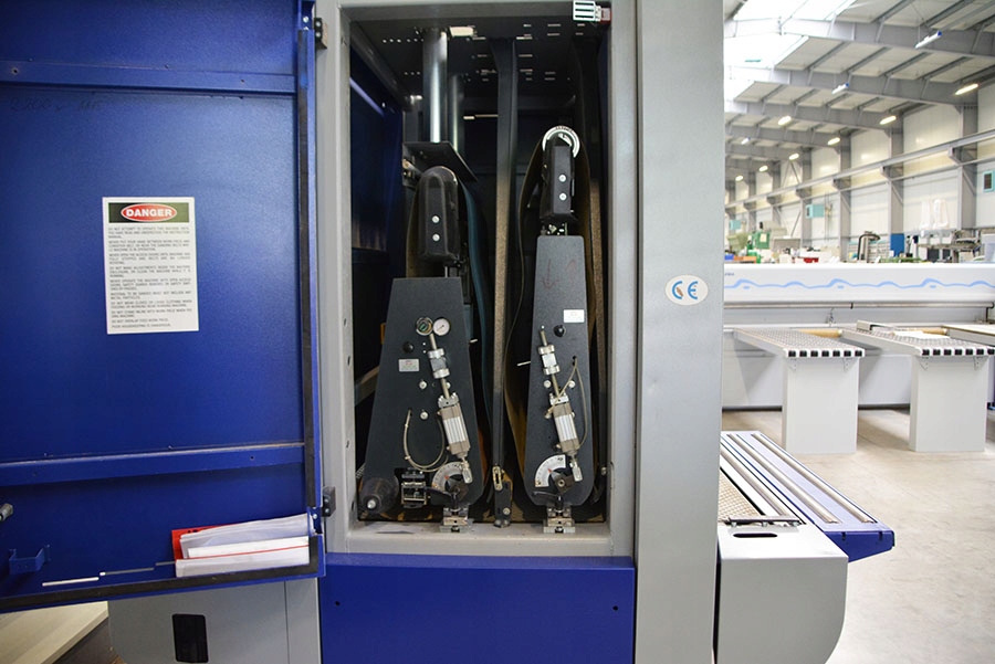 SZLIFIERKA SZEROKOTAŚMOWA FELDER FORMAT4 - 1100 - 2 AGREGATY Typ szlifierka