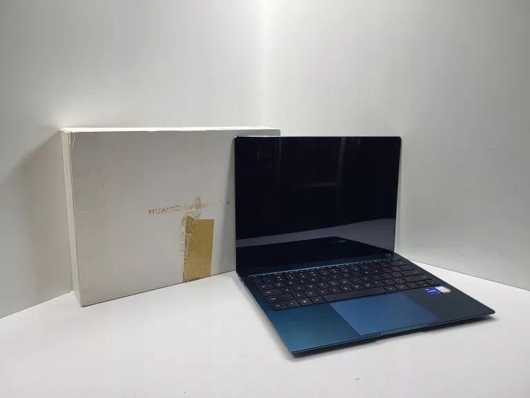Huawei matebook X pro i7 16g geforce 美品 HUAWEI MateBook X Pro 2023 | 14,2