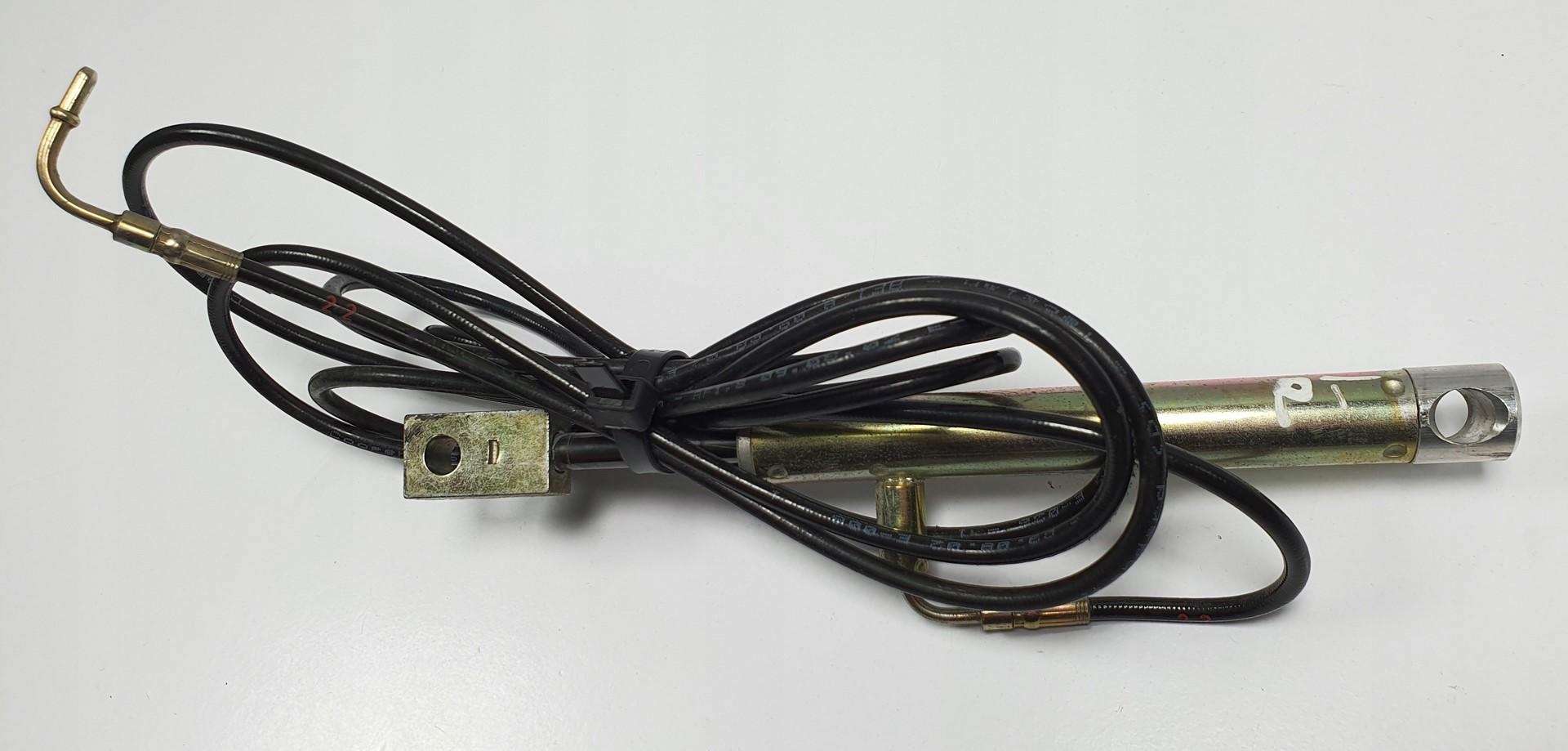 SIŁOWNIK 22 DACHU PRAWY TYŁ MERCEDES SL 55 AMG R230