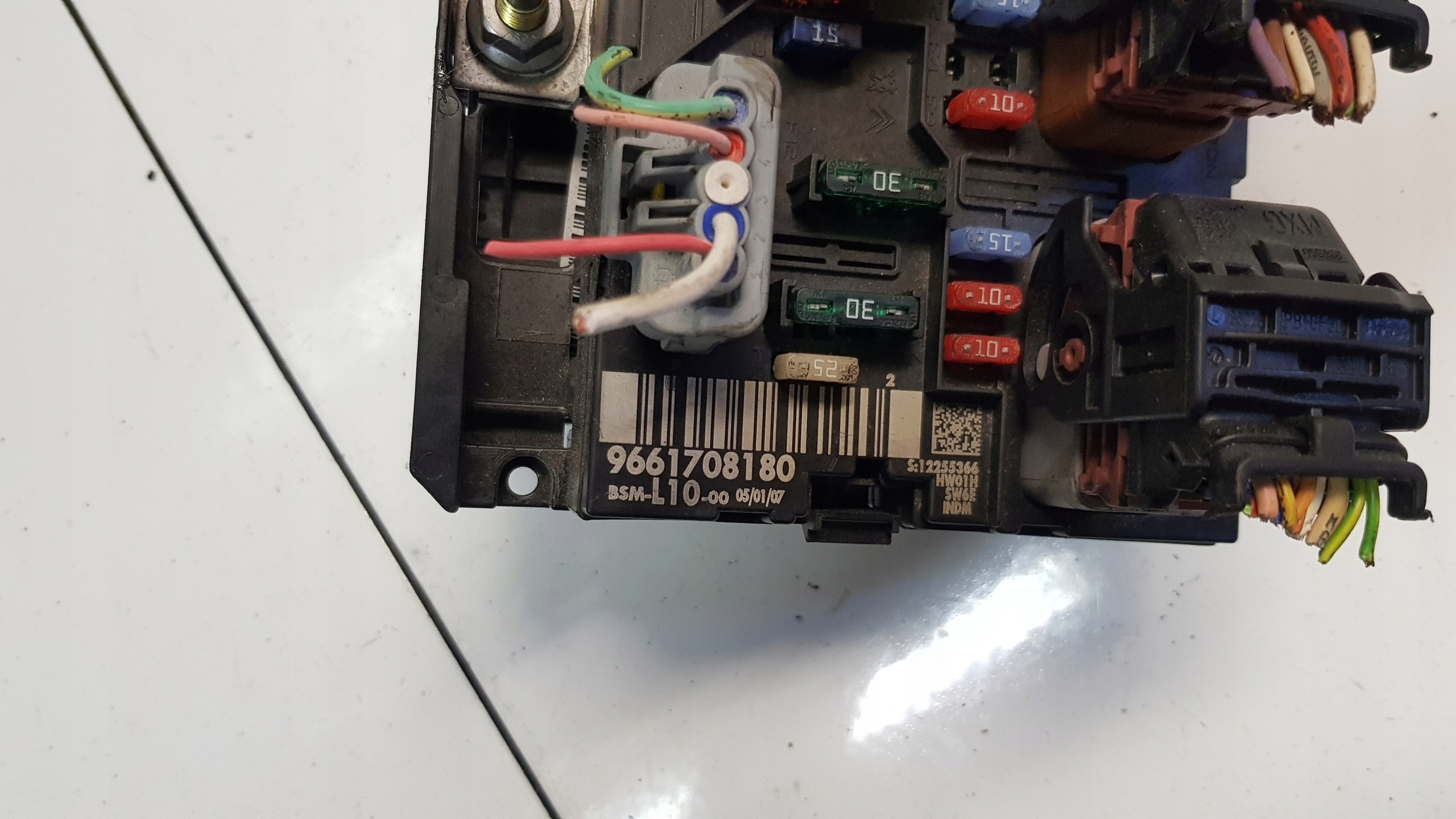PEUGEOT CITROEN compartment module BSM 9661708180 L10