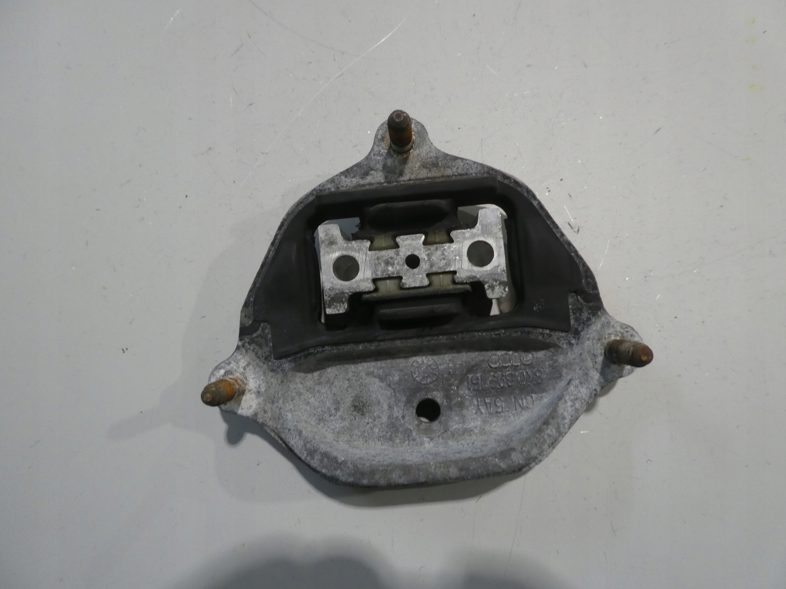 AUDI A4 B8 A5 Q5 holder gearbox mounting 8K0399151