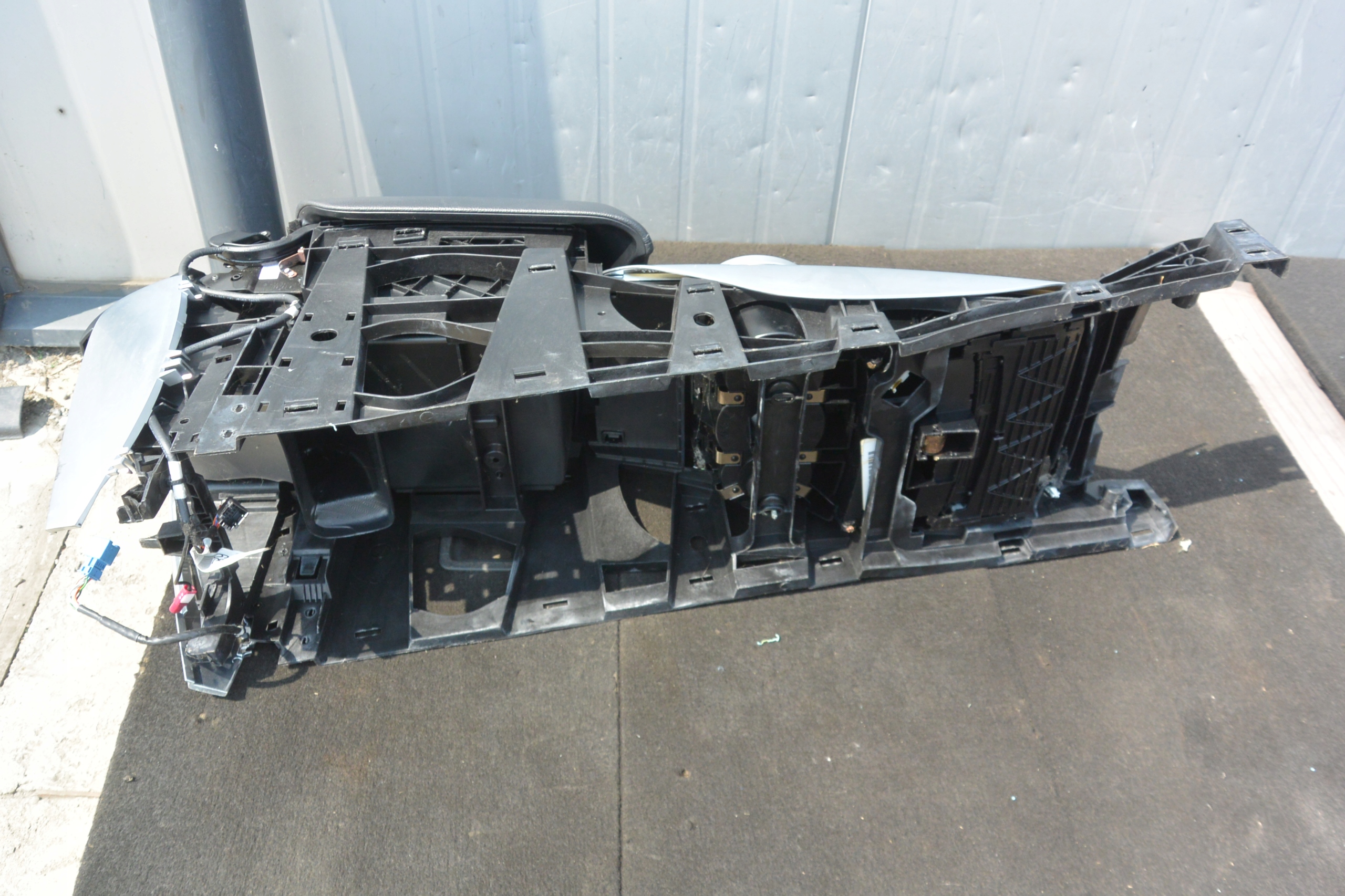 TUNEL central front leather MERCEDES R W251
