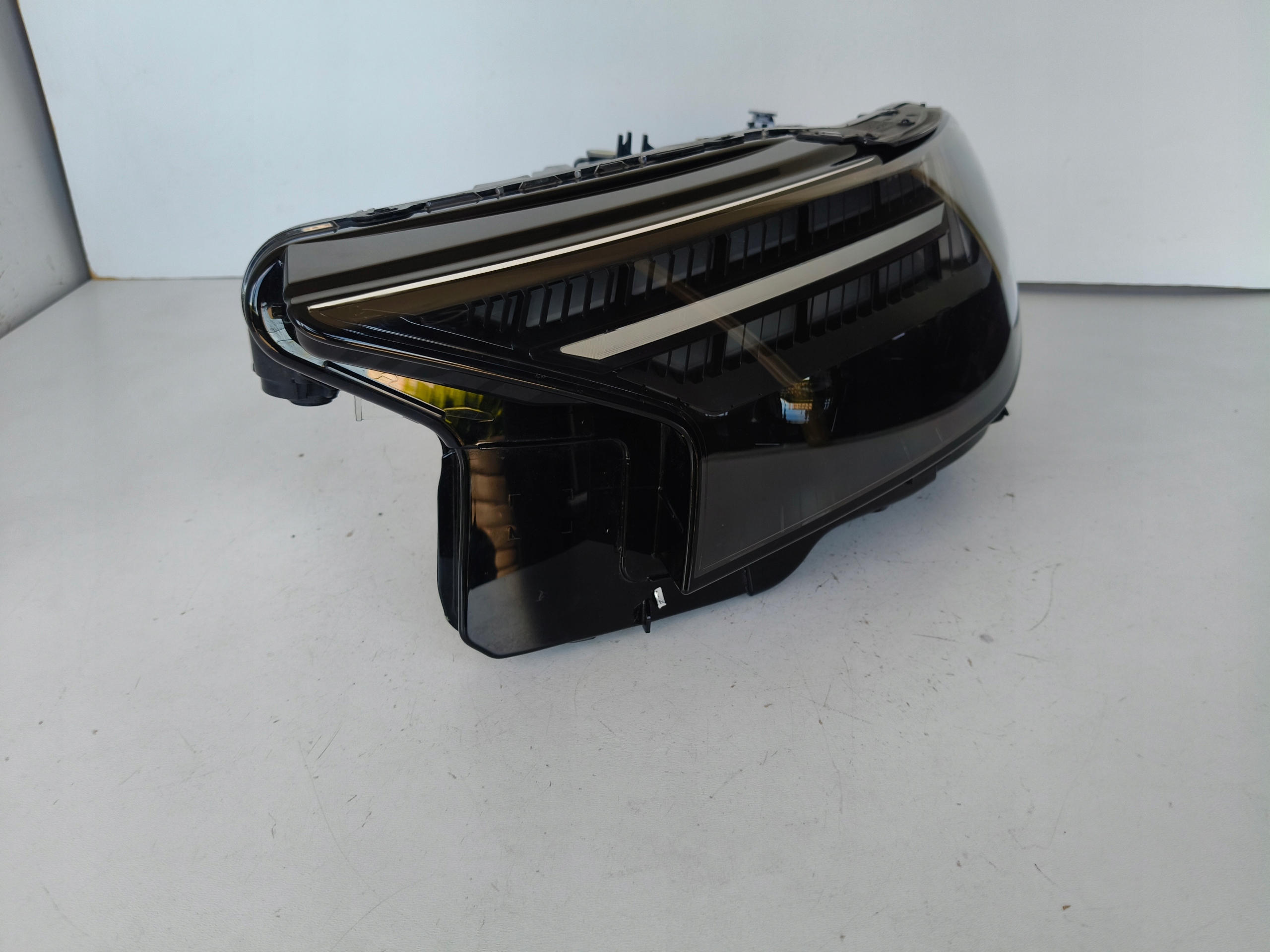 Licht links REFLEKTOR AUDI Q4 89A FULL LED MATRIX