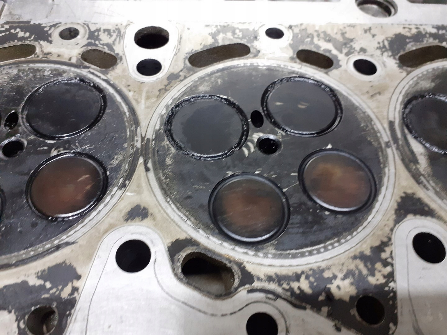 GŁOWICA D6BA FORD MONDEO MK3 2.0 TDDI Typ samochodu Samochody osobowe