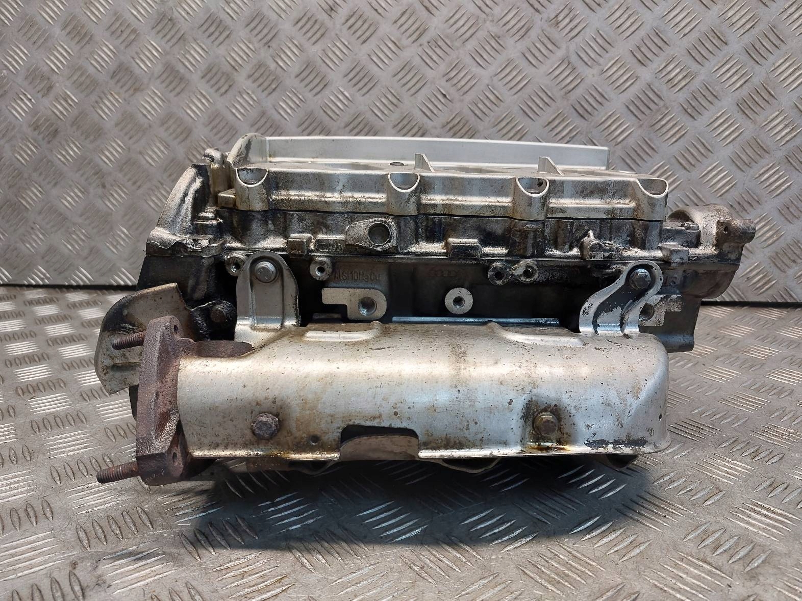 TESTATA AUDI A6 C6 2.4 V6 06E103374A 06E103472B BDW