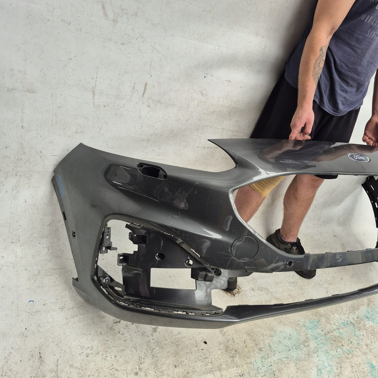 FORD KUGA MK3 III ST-LINE 19-23r. -> bumper front front