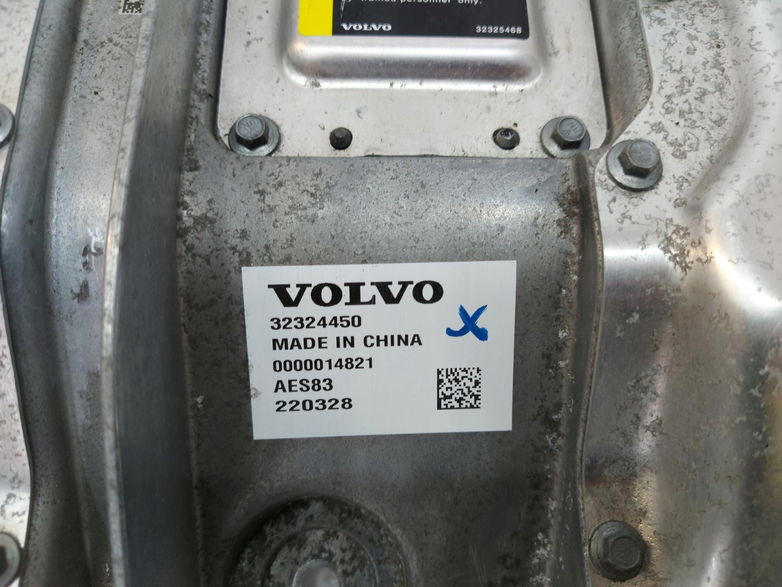 VOLVO XC40 LIFT modulo STERUJACY 32324450