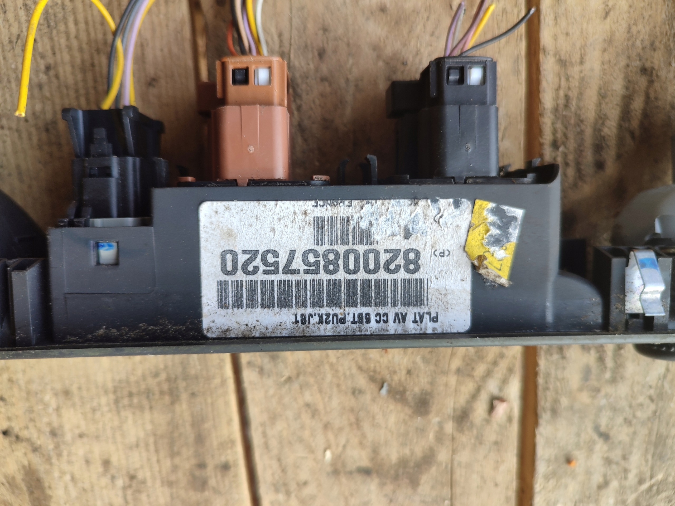 window control switch control unit PANEL RENAULT ESPACE IV 4 LIFT 8200857520