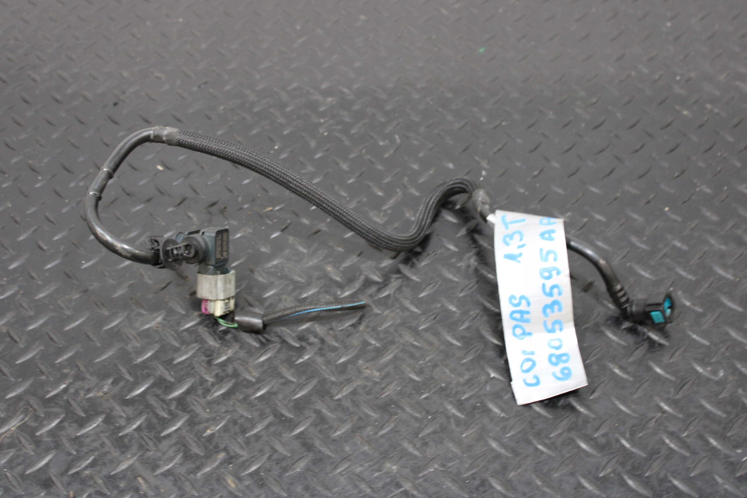 hadice vedení serva JEEP COMPASS 68053595AA