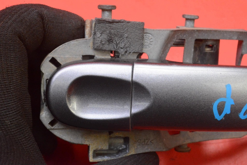 handle right front front grey 1K0837886 VW JETTA 5 V 05-11