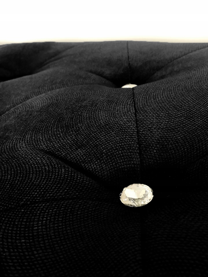 PUFA PIKOWANA GLAMOUR 70CM SCHOWEK CZARNA Wysokość mebla 39 cm