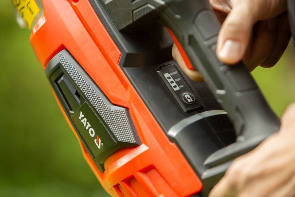 DMUCHAWA AKUMULATOROWA DO LIŚCI ŚNIEGU PIACHU SYSTEM 18V BODY KORPUS Kod producenta YT-85177