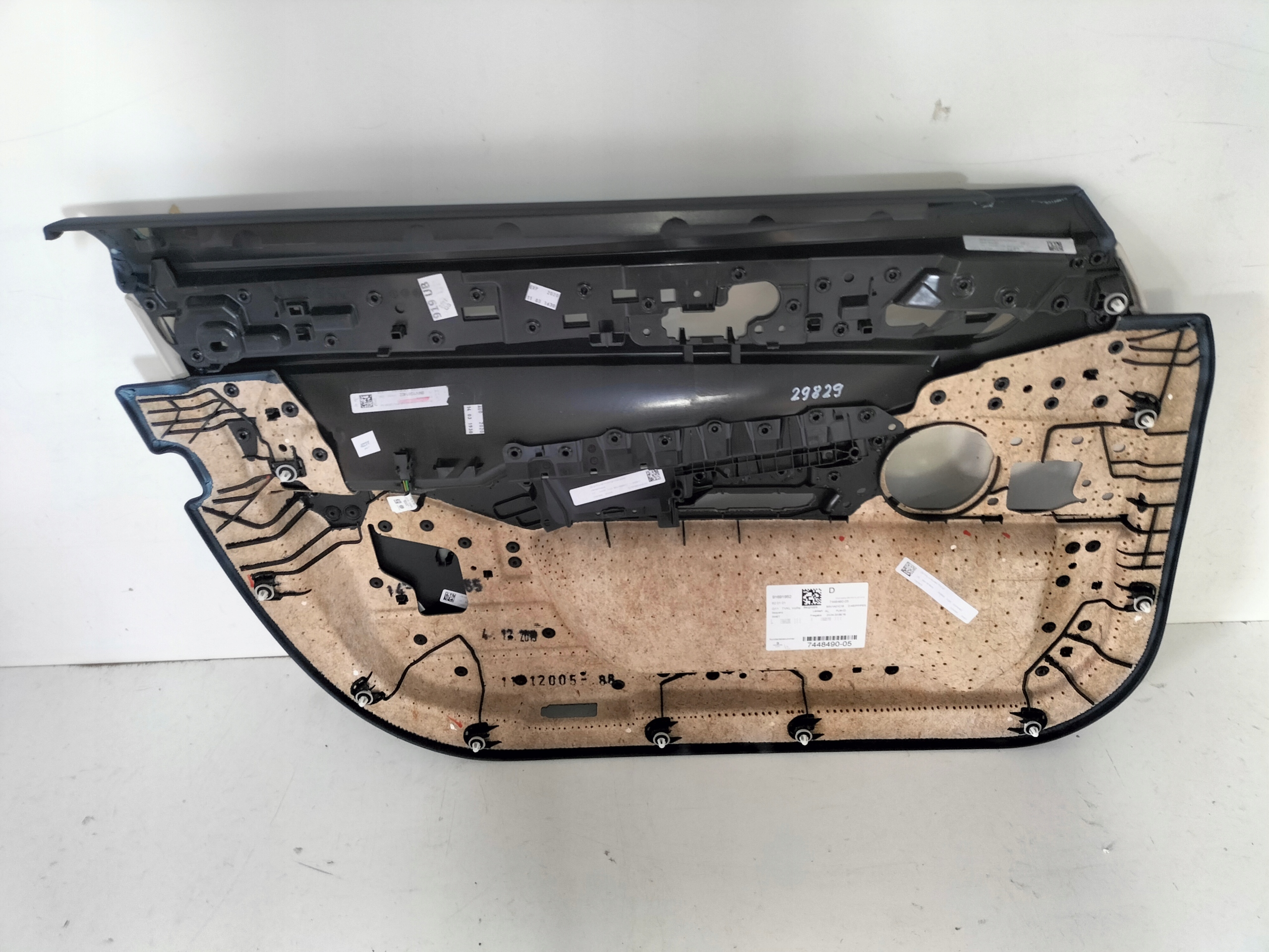 upholstery side door front right BMW 7 G11 15