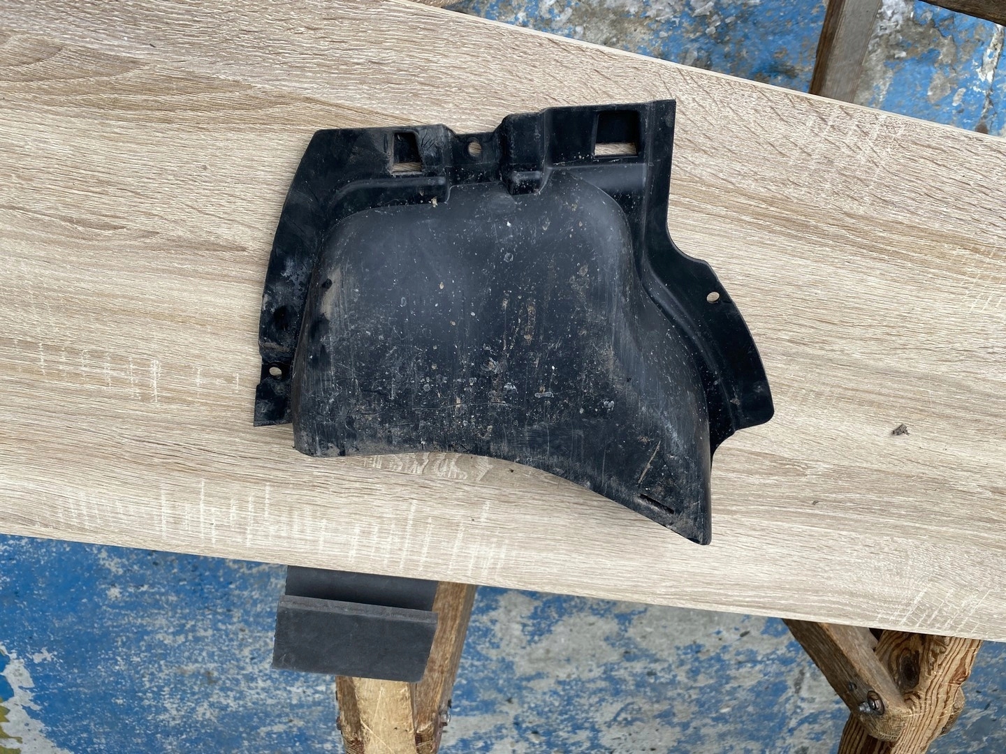 подкрылки Передний правый vw PASSAT B9 3J0853888B