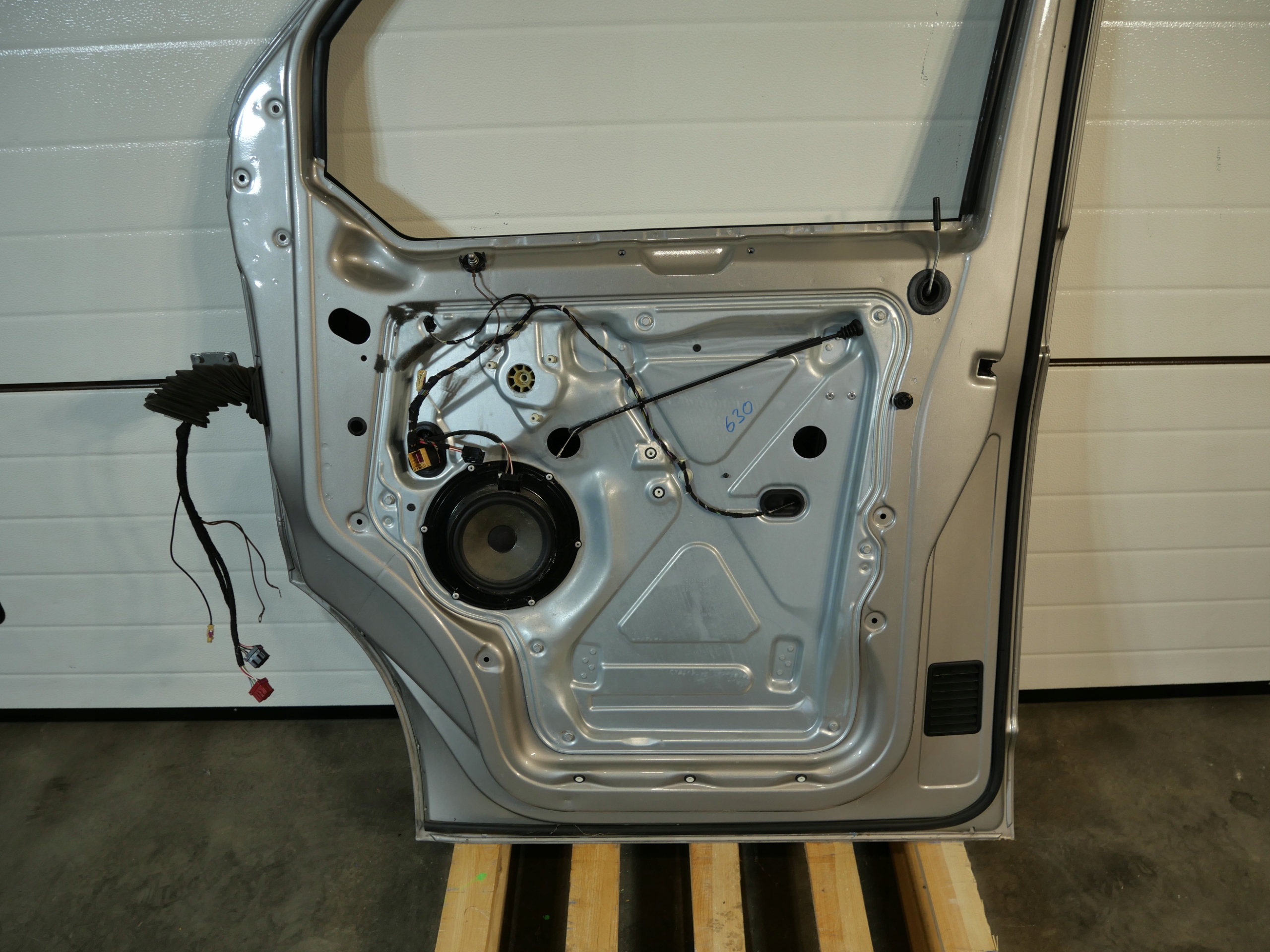 VW T6 door right front