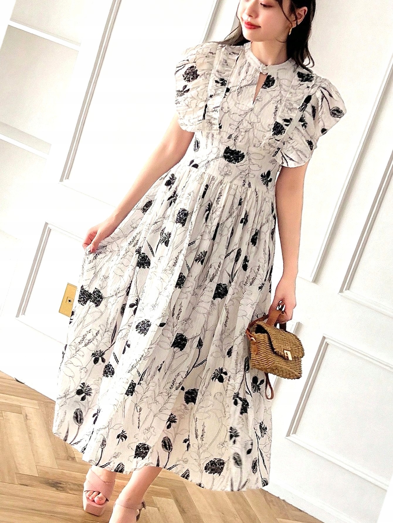 Šaty Maxi s květinami Friful Rozevřená Balová L 40