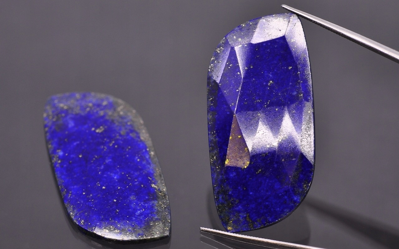Lapis lazuli rozeta fantazijní Para 37x18 mm