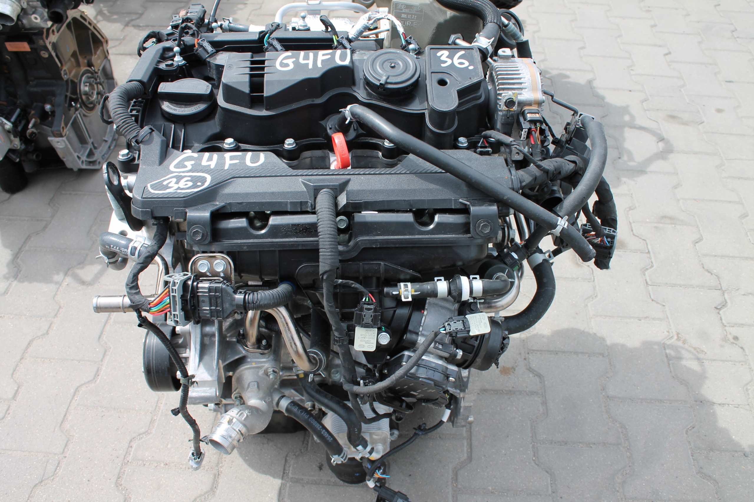 engine complete KIA HYUNDAI G4FU 40 TYSKM