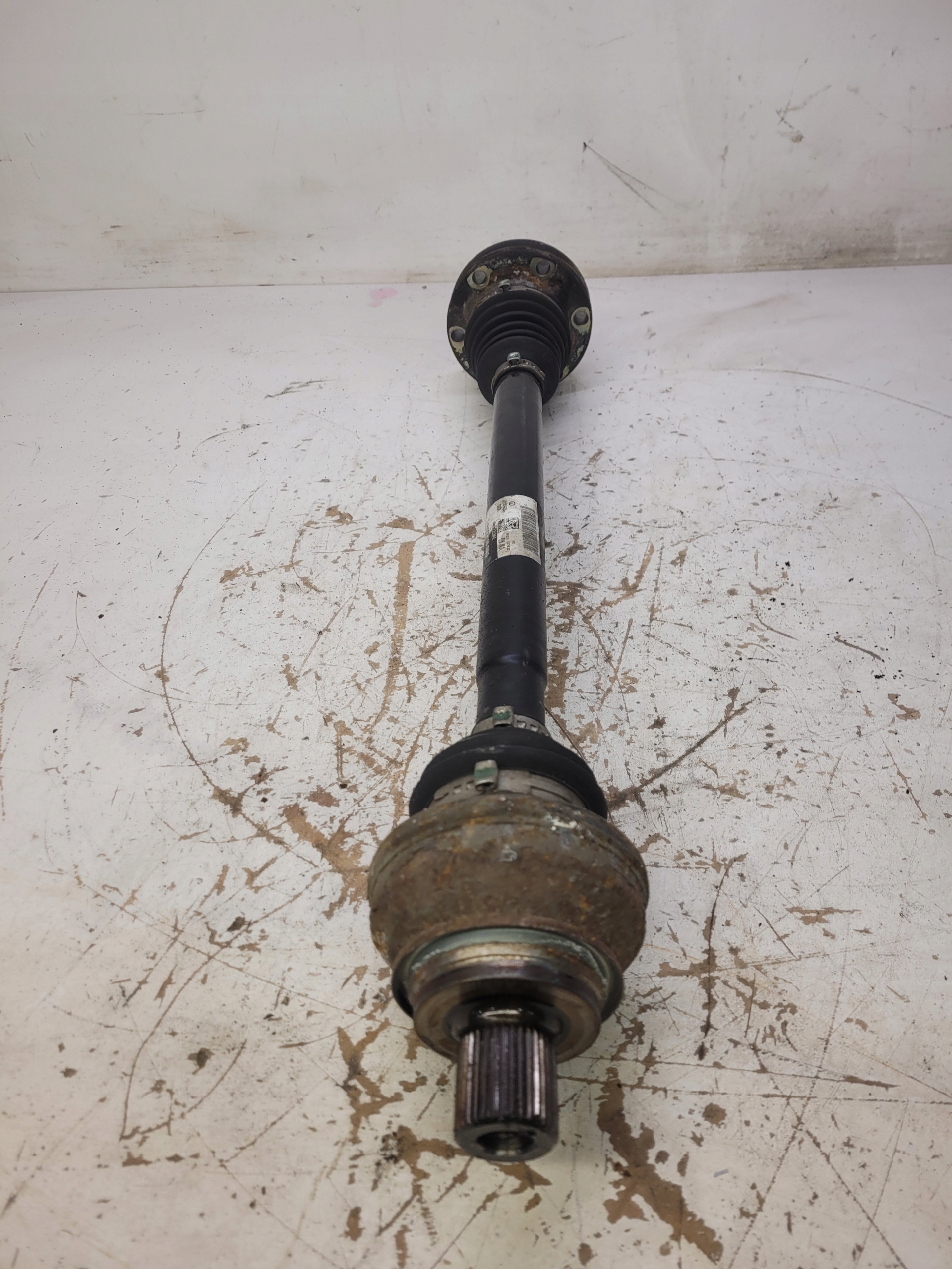 Antriebswelle links oder rechts heck AUDI A4 B9 8W0501203E