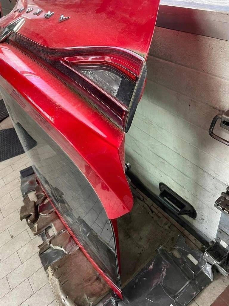 trunk door boot Renault Arkana