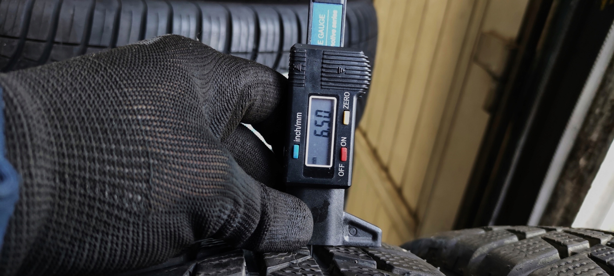 Opony 165/60/15 Falken 2x7mm 2x6,5mm 4szt.=450zł Z Model EuroWinter HS449