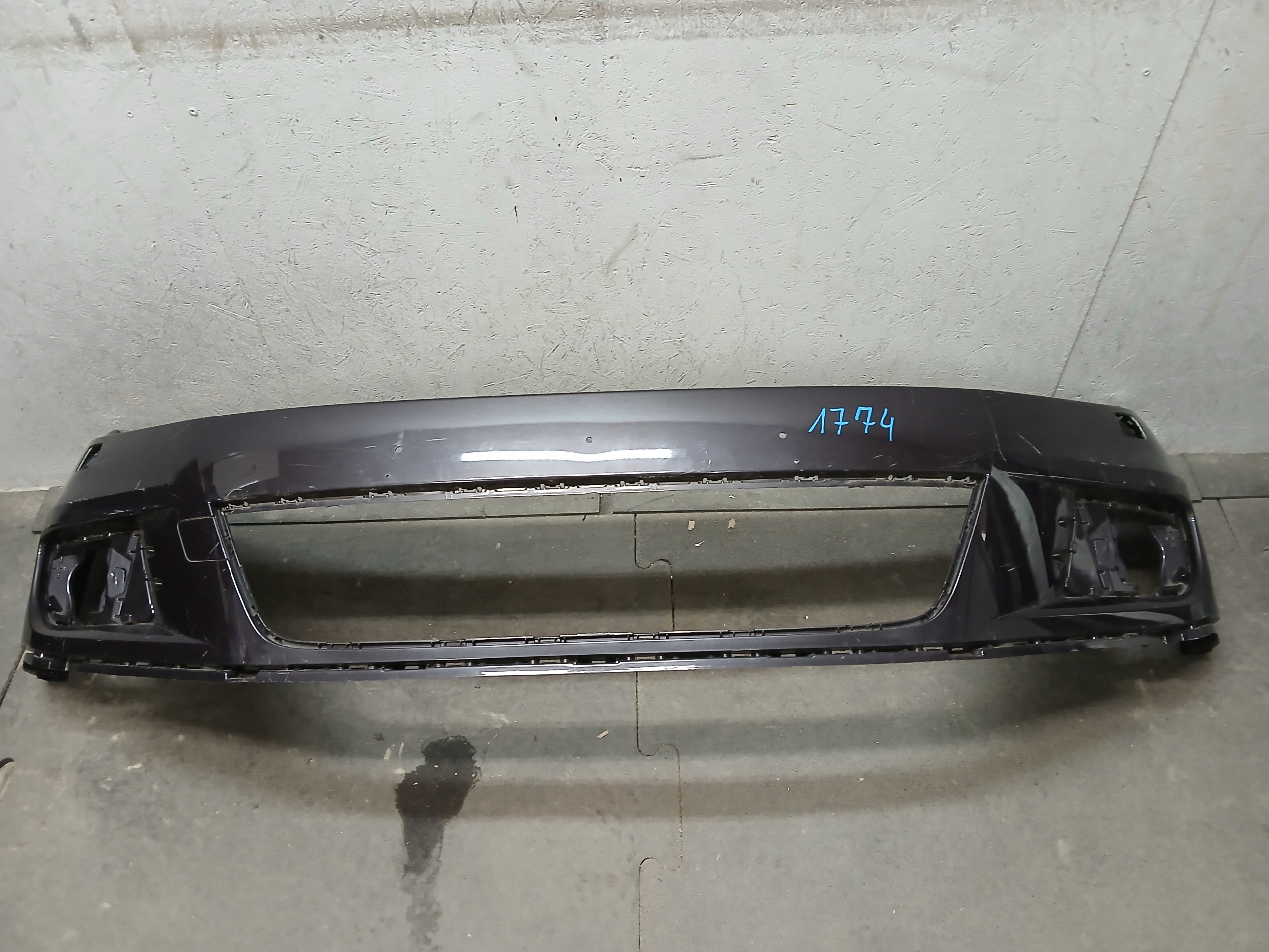 bumper front VW TIGUAN and 1 LIFT 10-14 5N0