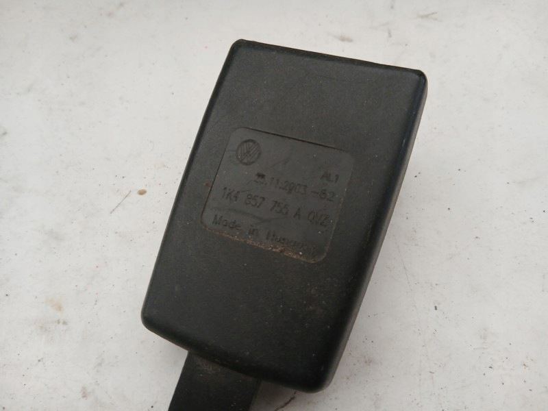 csat öv VW GOLF V 1K4857755A LP