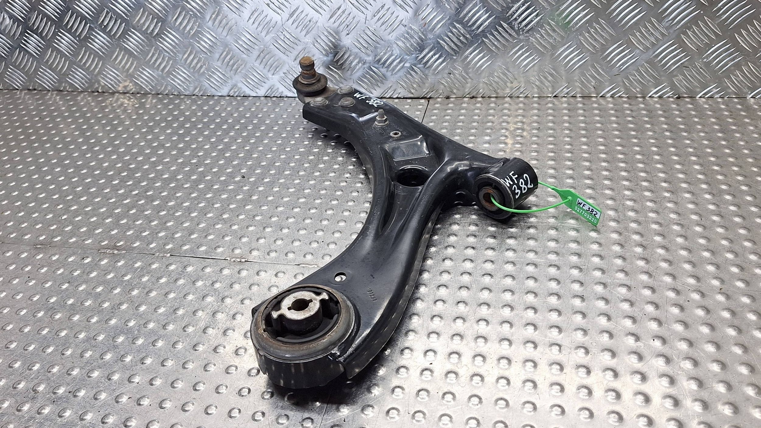 arm left front JX61-3A424-CEB FORD FOCUS MK4