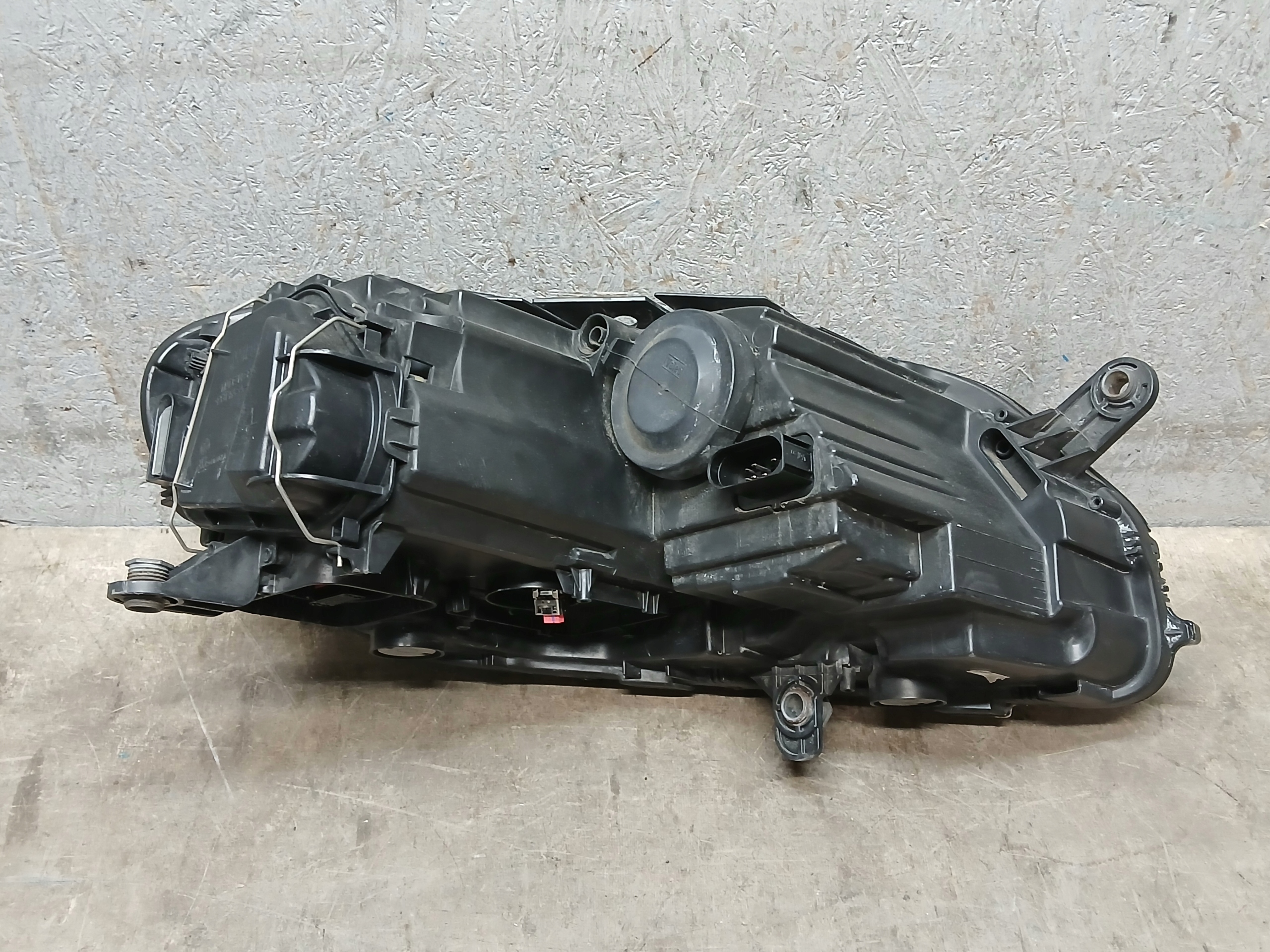 light front left VW PASSAT B7 XENON LED 3AB941751