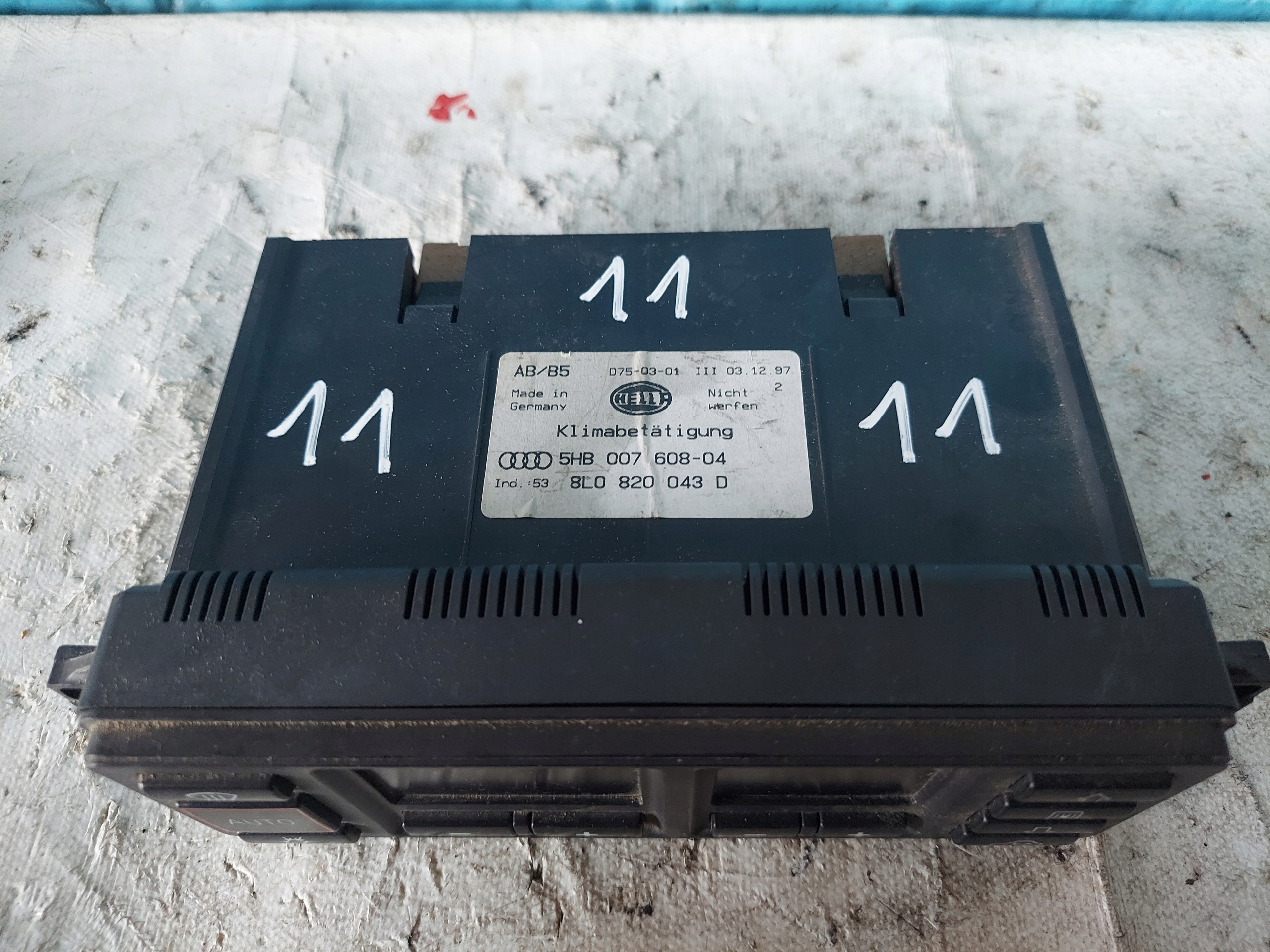 PANEL KLIMY AUDI A3 8L A4 B5 8L0820043D