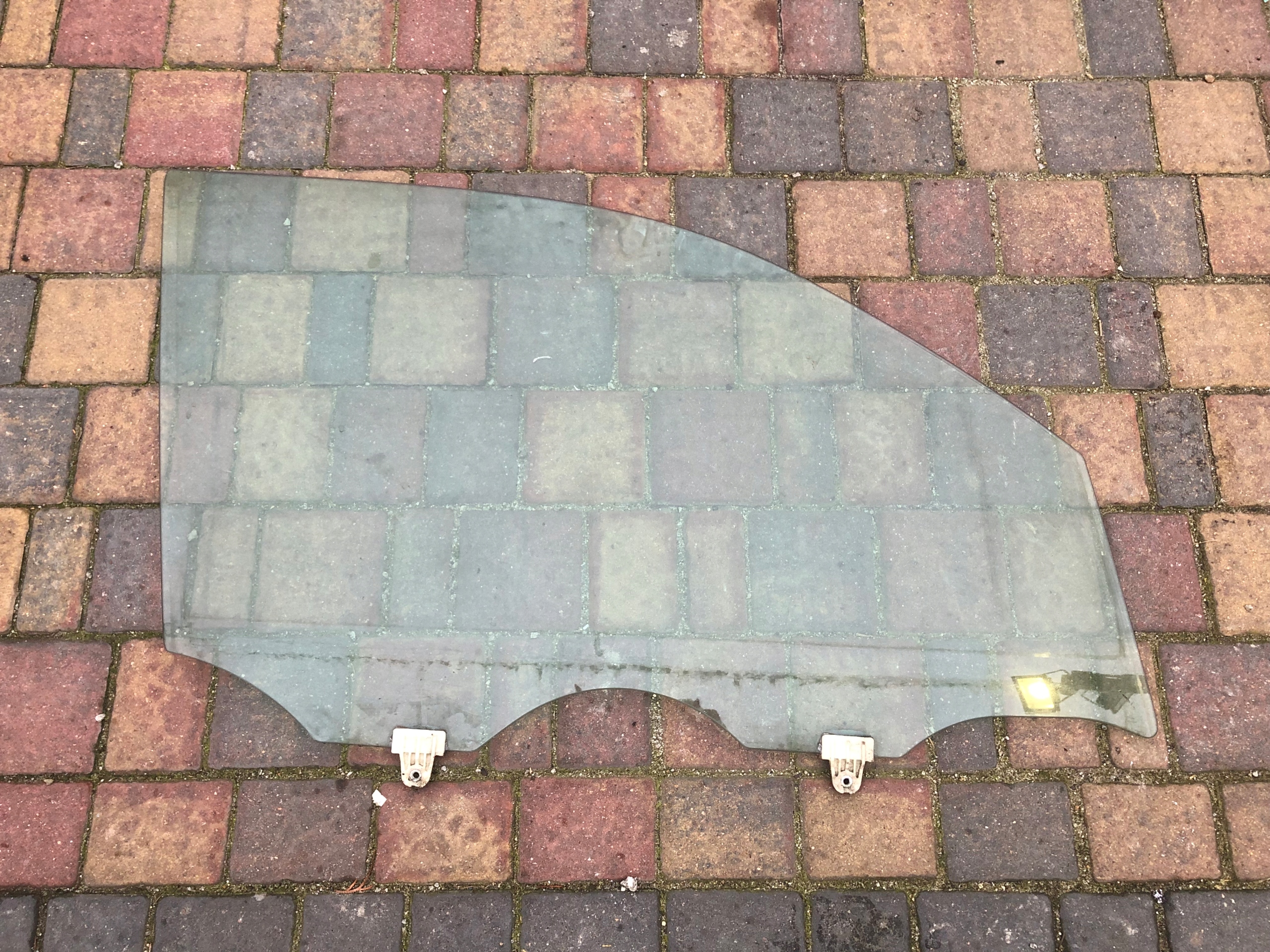 99456456990000 - Nissan X-Trail T31 стекло передней правой двери