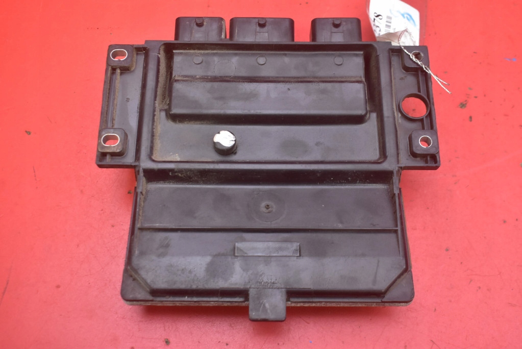 control unit computer of the engine 8200399038 RENAULT CLIO 3 III 1.5 DCI 05-09