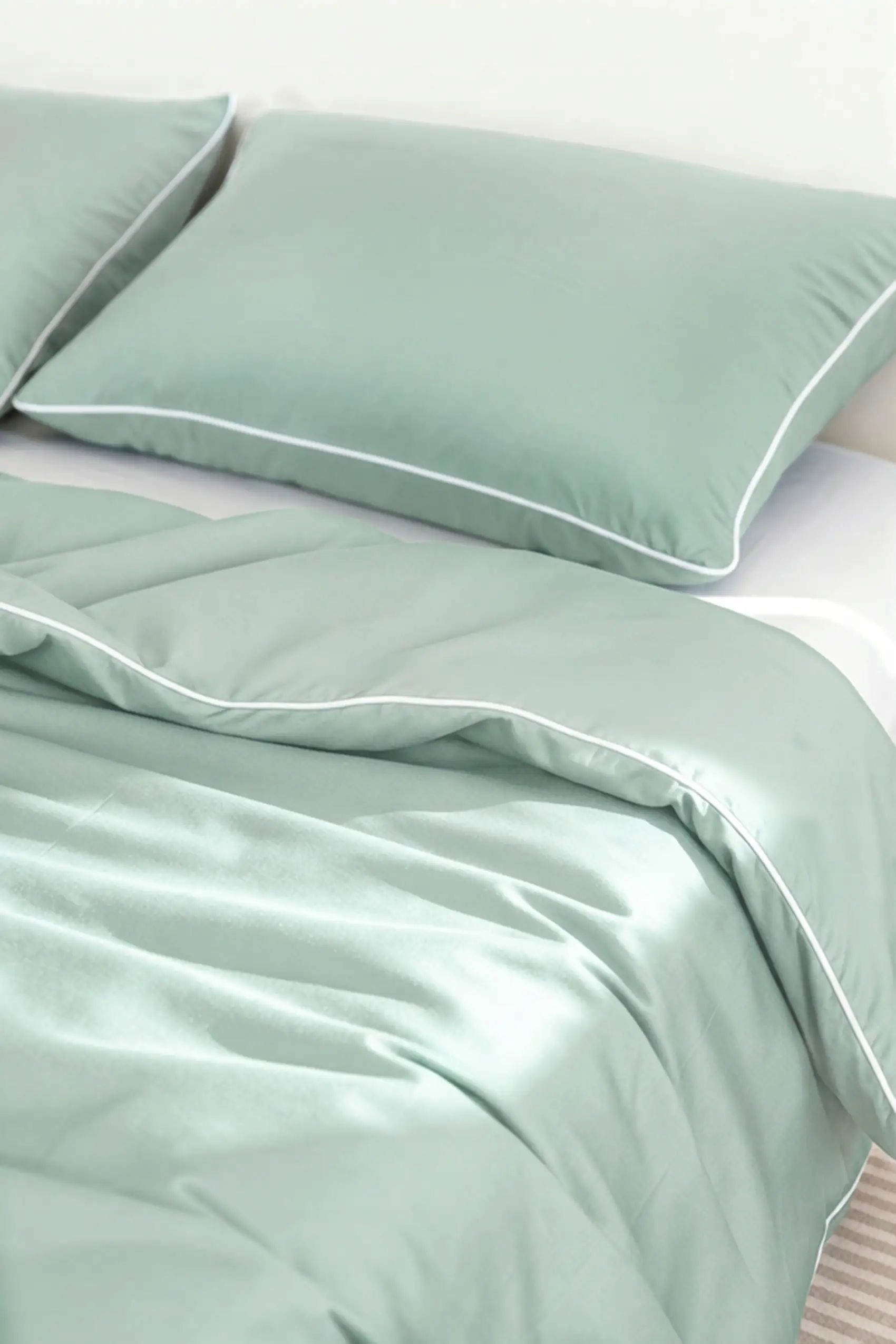 Posteľná Bielizeň bambusová 160x200 šalviová s bielou bizovkou